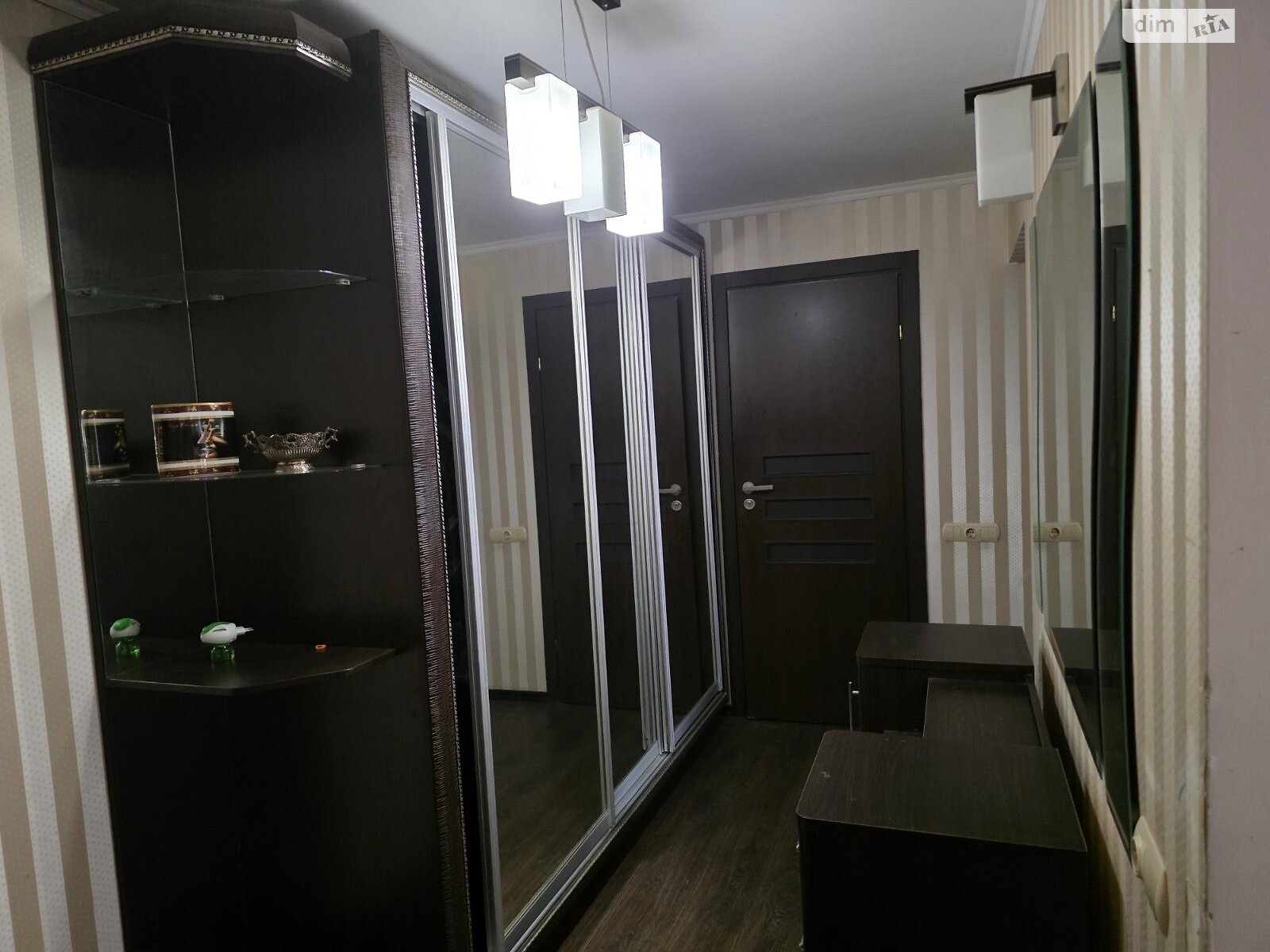 двухкомнатная квартира в Николаеве, район Заводской, на ул. Защитников Николаева в аренду на долгий срок помесячно фото 1 двухкомнатная квартира в Николаеве, район Заводской, на ул. Защитников Николаева в аренду на долгий срок помесячно фото 1