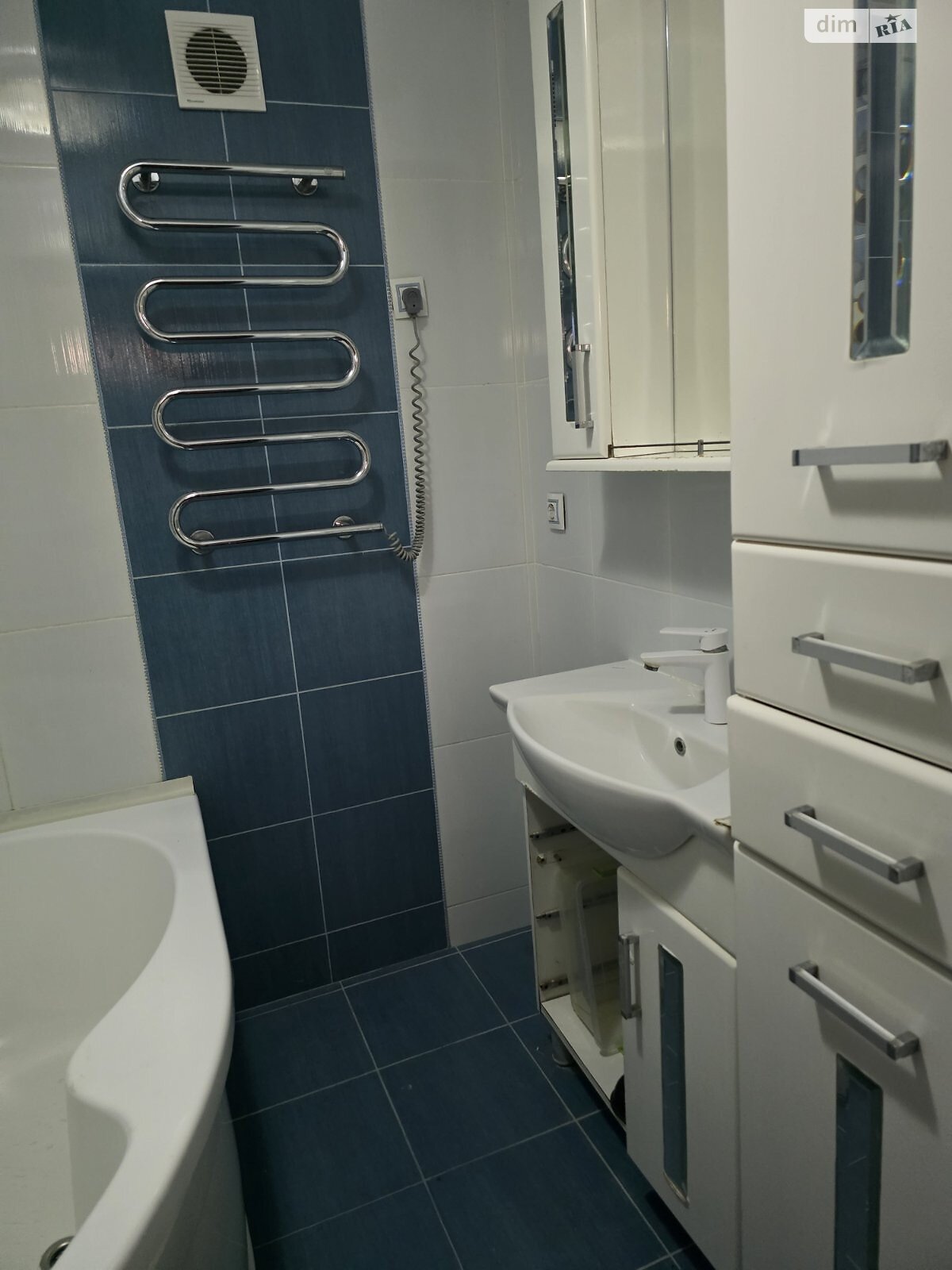 двухкомнатная квартира в Николаеве, район Заводской, на ул. Защитников Николаева в аренду на долгий срок помесячно фото 1 двухкомнатная квартира в Николаеве, район Заводской, на ул. Защитников Николаева в аренду на долгий срок помесячно фото 1