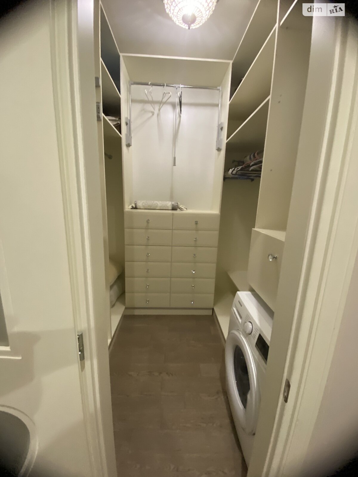 трехкомнатная квартира в Одессе, район Приморский, на плато Аркадийское 5А корпус 2 в аренду на долгий срок помесячно фото 1 трехкомнатная квартира в Одессе, район Приморский, на плато Аркадийское 5А корпус 2 в аренду на долгий срок помесячно фото 1