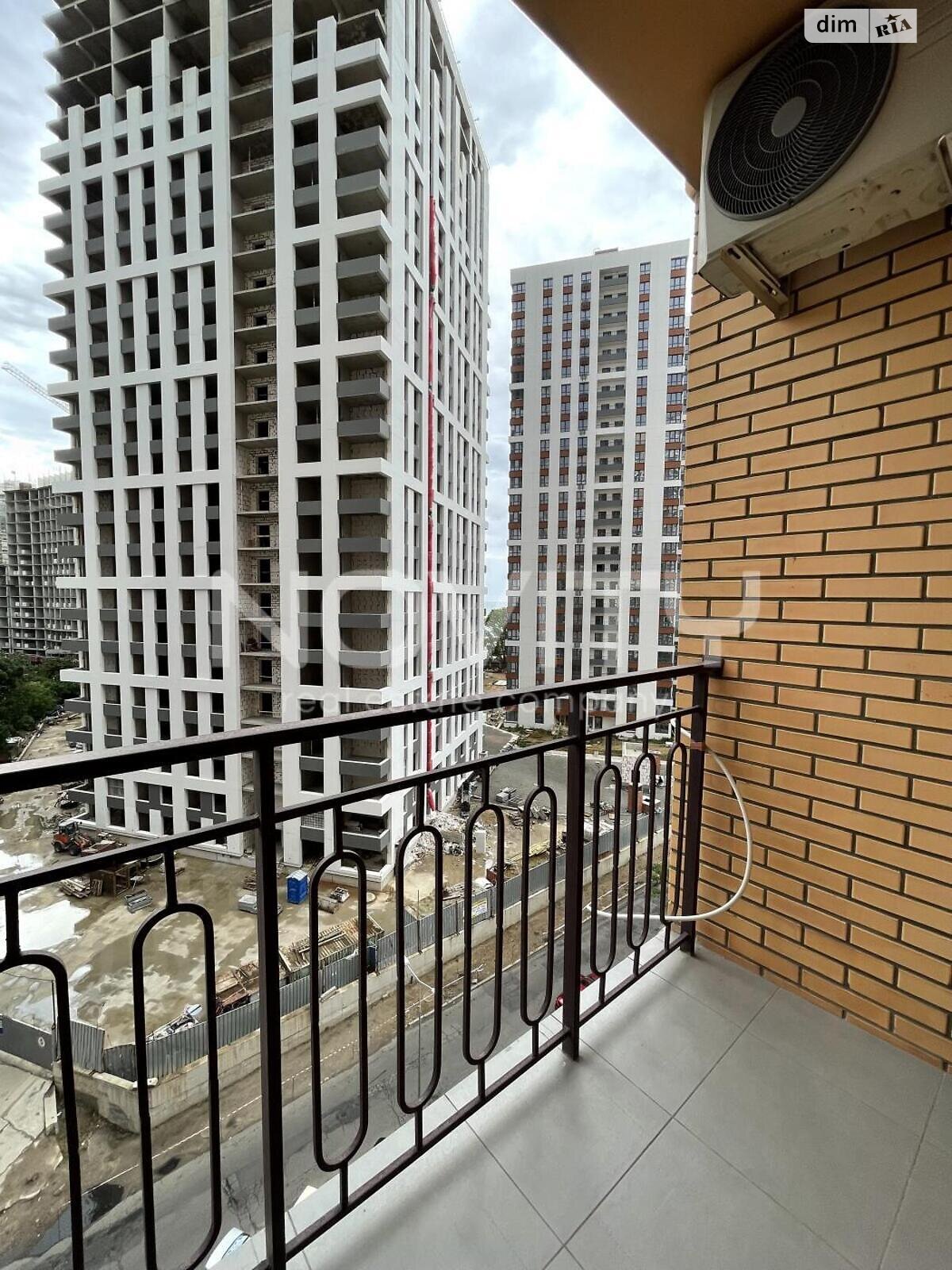 однокомнатная квартира в Одессе, район Аркадия, на плато Аркадийское 9 в аренду на долгий срок помесячно фото 1 однокомнатная квартира в Одессе, район Аркадия, на плато Аркадийское 9 в аренду на долгий срок помесячно фото 1