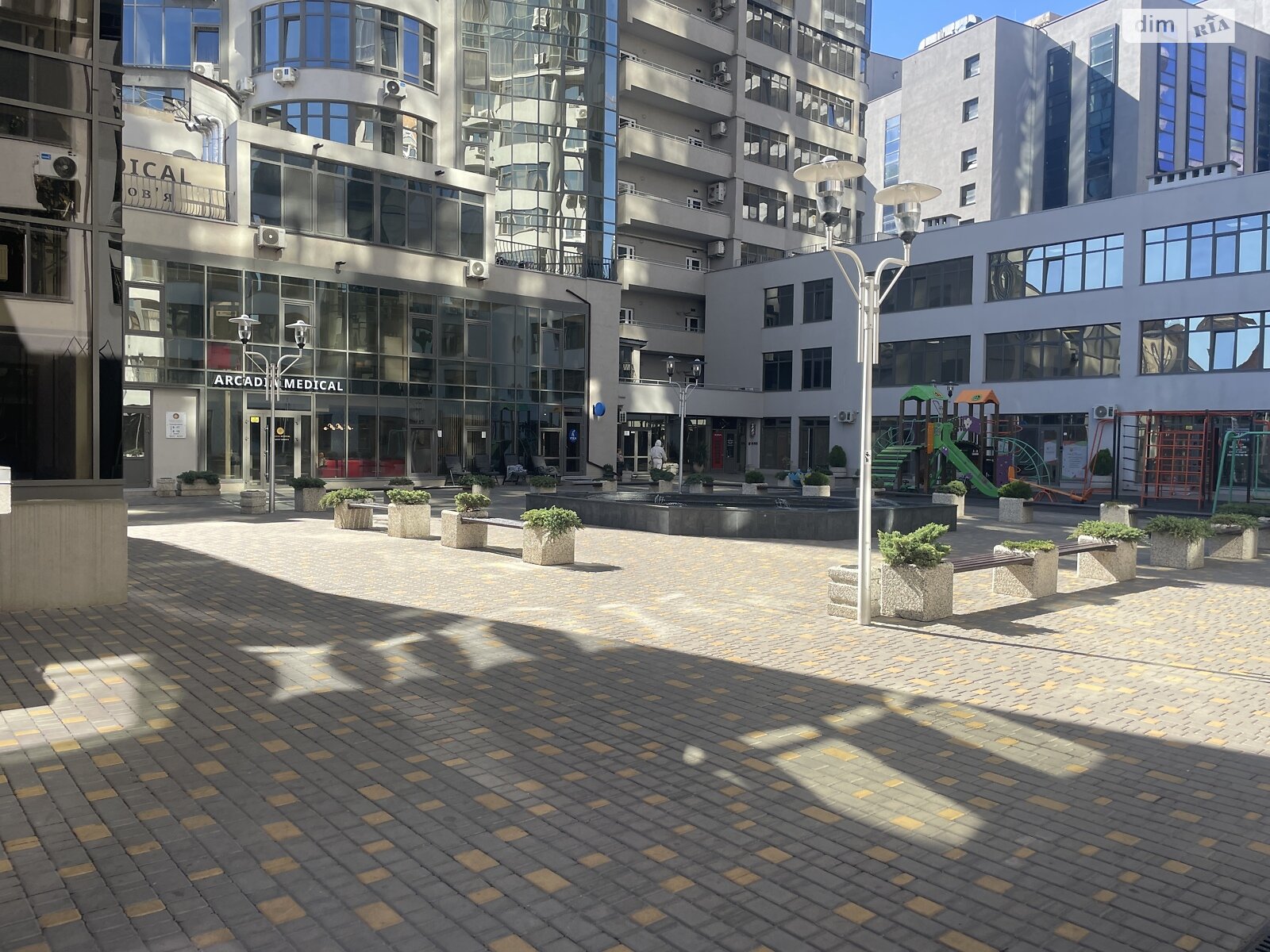 однокомнатная квартира в Одессе, район Аркадия, на плато Аркадийское 5/2 в аренду на долгий срок помесячно фото 1