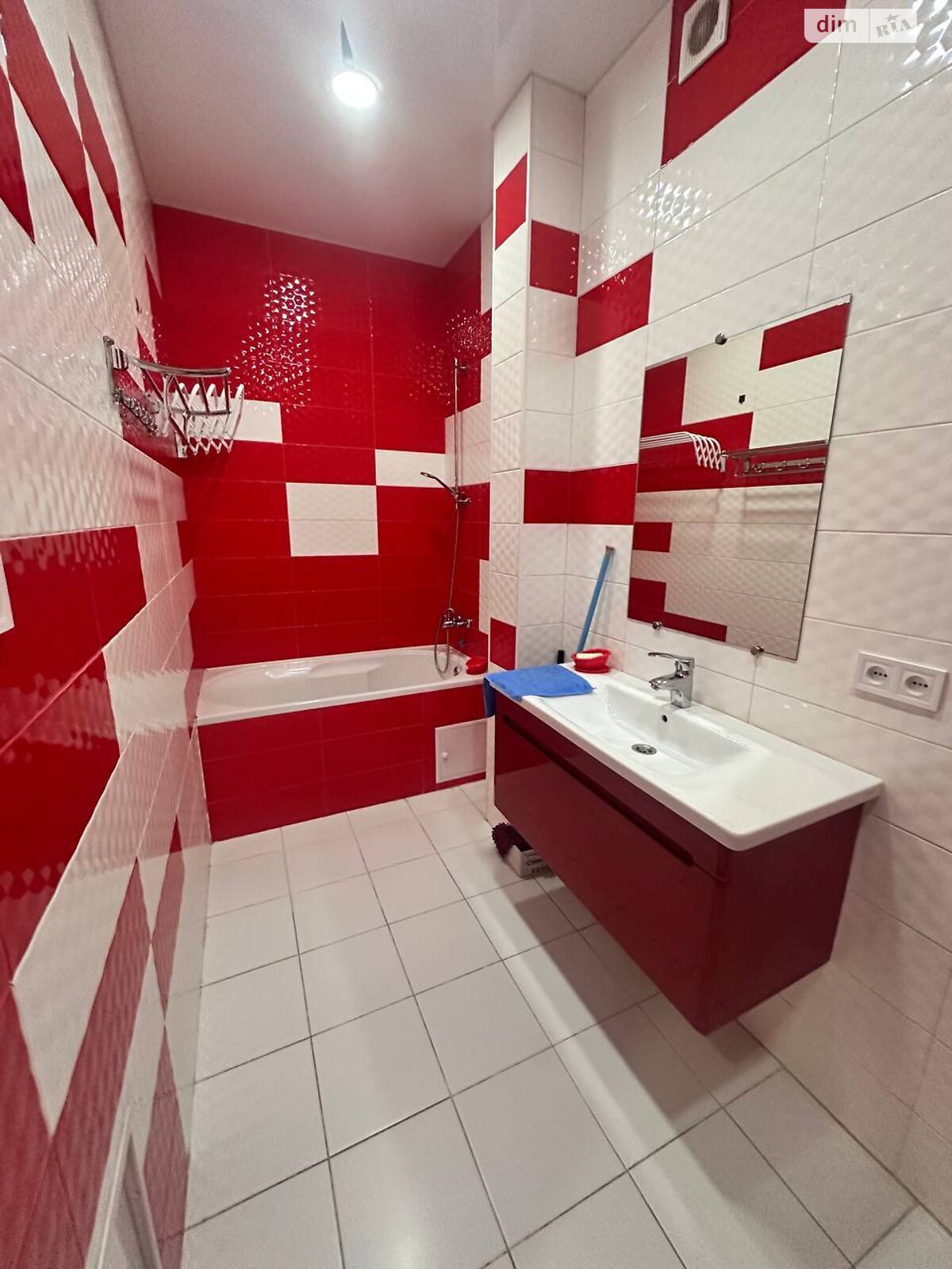 однокомнатная квартира в Одессе, район Аркадия, на плато Аркадийское 5/2 в аренду на долгий срок помесячно фото 1