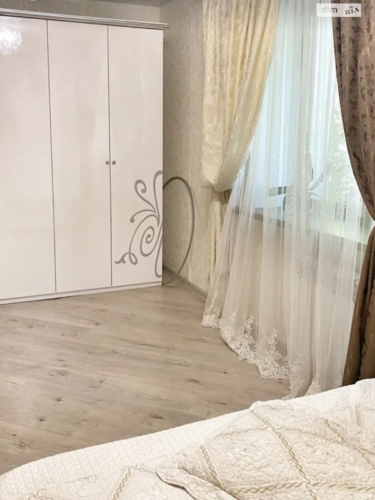 однокомнатная квартира в Одессе, район Аркадия, на ул. Добровольцев в аренду на долгий срок помесячно фото 1 однокомнатная квартира в Одессе, район Аркадия, на ул. Добровольцев в аренду на долгий срок помесячно фото 1