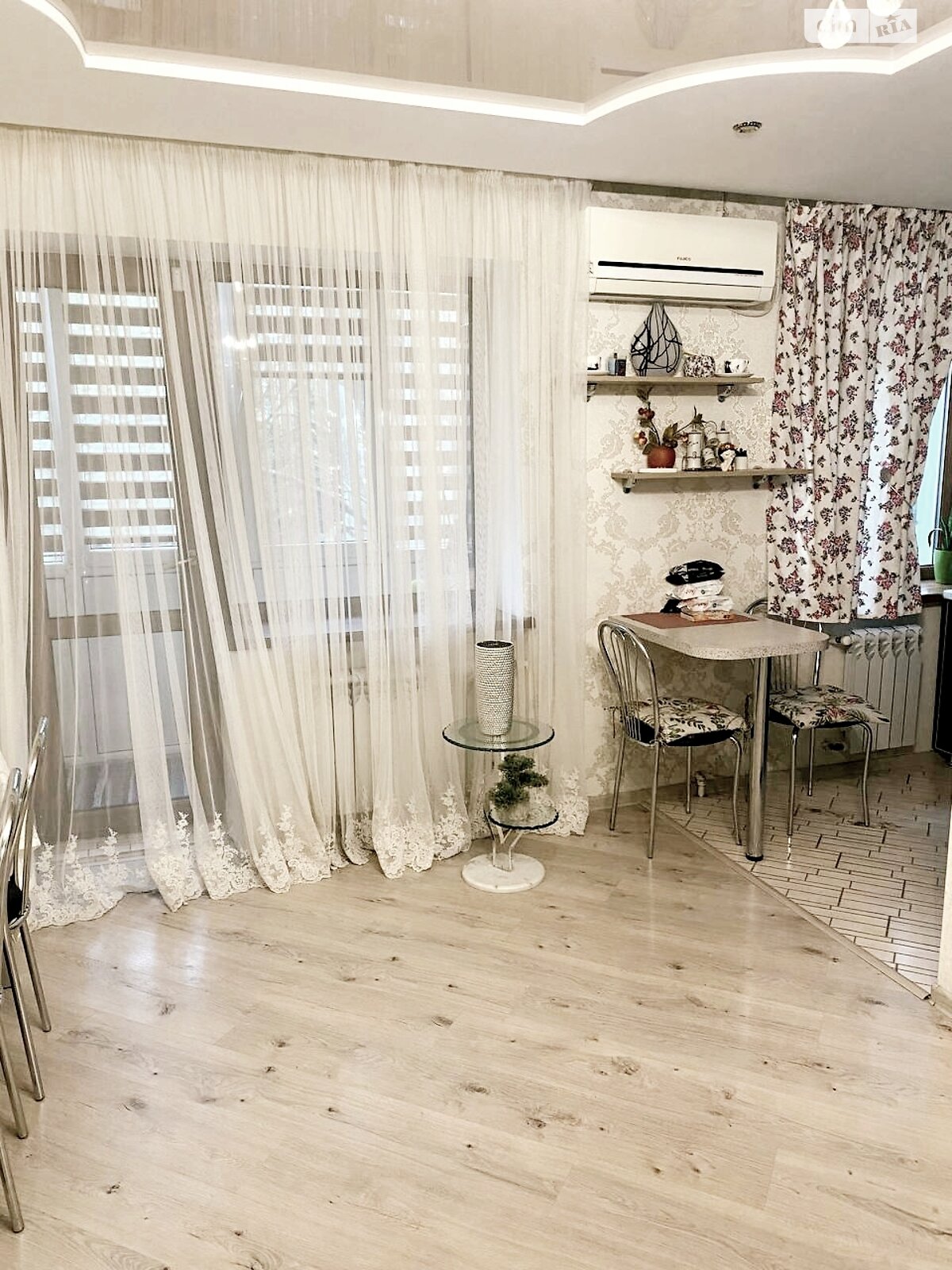 однокомнатная квартира в Одессе, район Аркадия, на ул. Добровольцев в аренду на долгий срок помесячно фото 1 однокомнатная квартира в Одессе, район Аркадия, на ул. Добровольцев в аренду на долгий срок помесячно фото 1