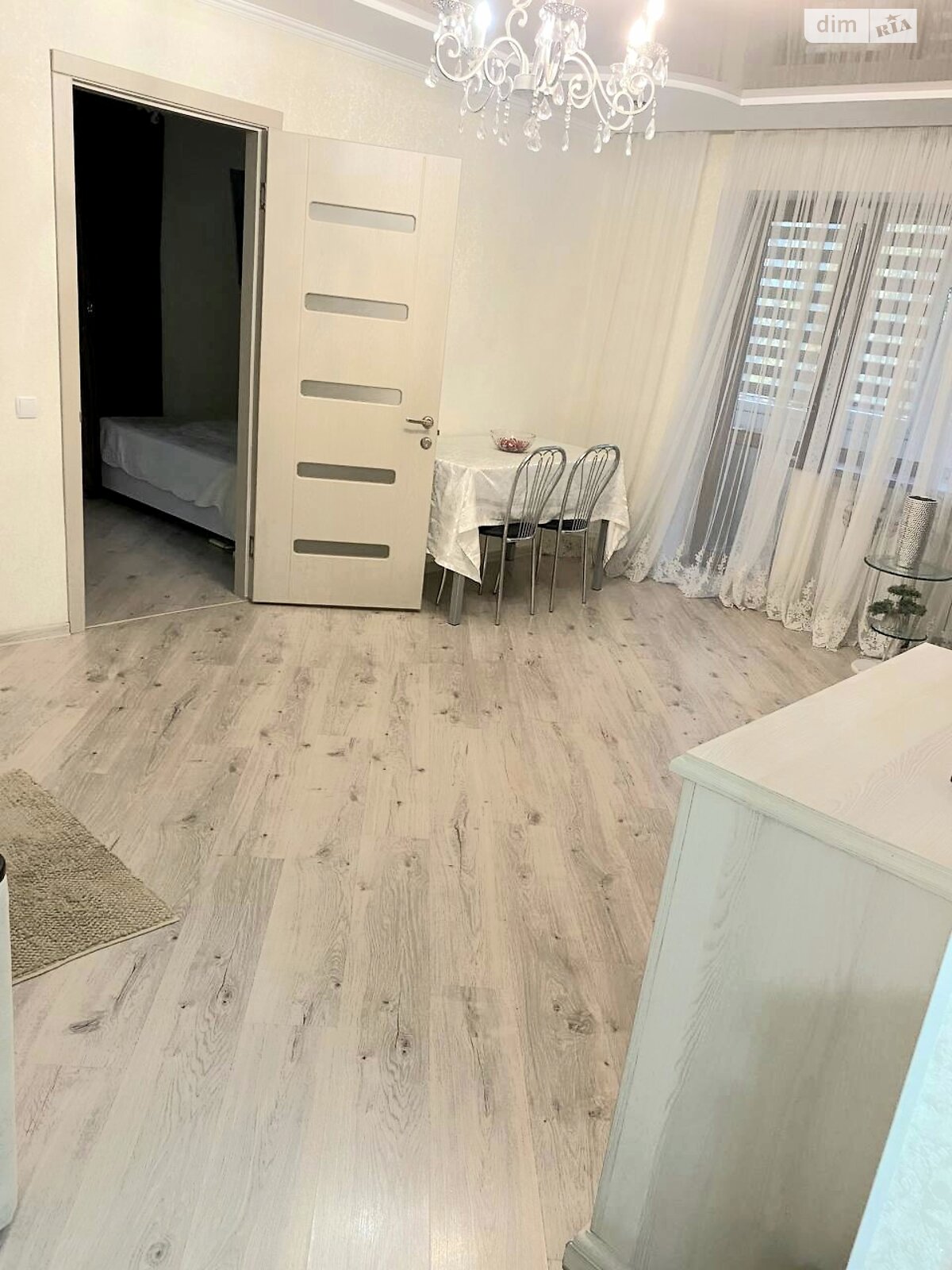 однокомнатная квартира в Одессе, район Аркадия, на ул. Добровольцев в аренду на долгий срок помесячно фото 1 однокомнатная квартира в Одессе, район Аркадия, на ул. Добровольцев в аренду на долгий срок помесячно фото 1