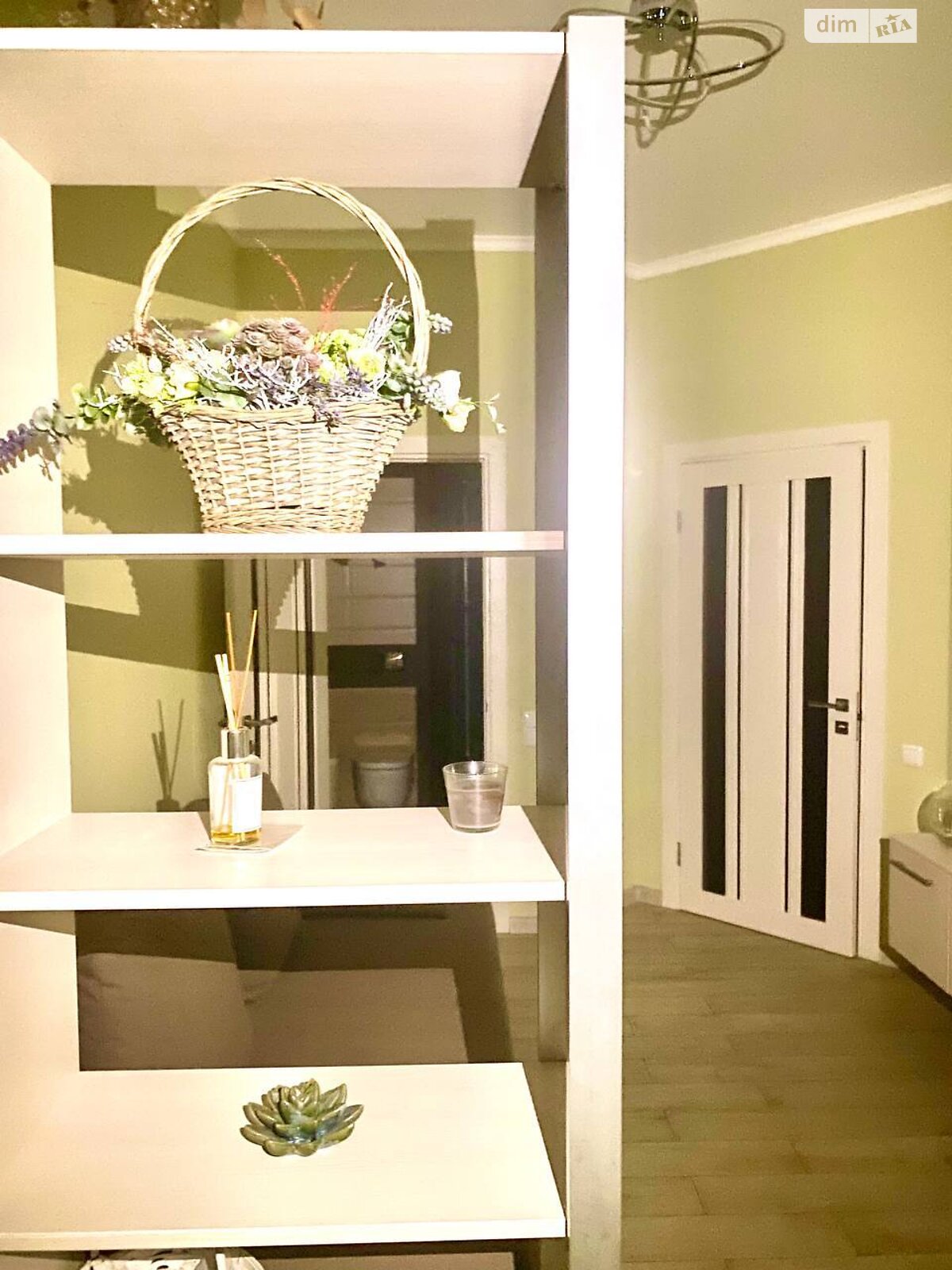 двухкомнатная квартира в Одессе, район Аркадия, на ул. Добровольцев в аренду на долгий срок помесячно фото 1