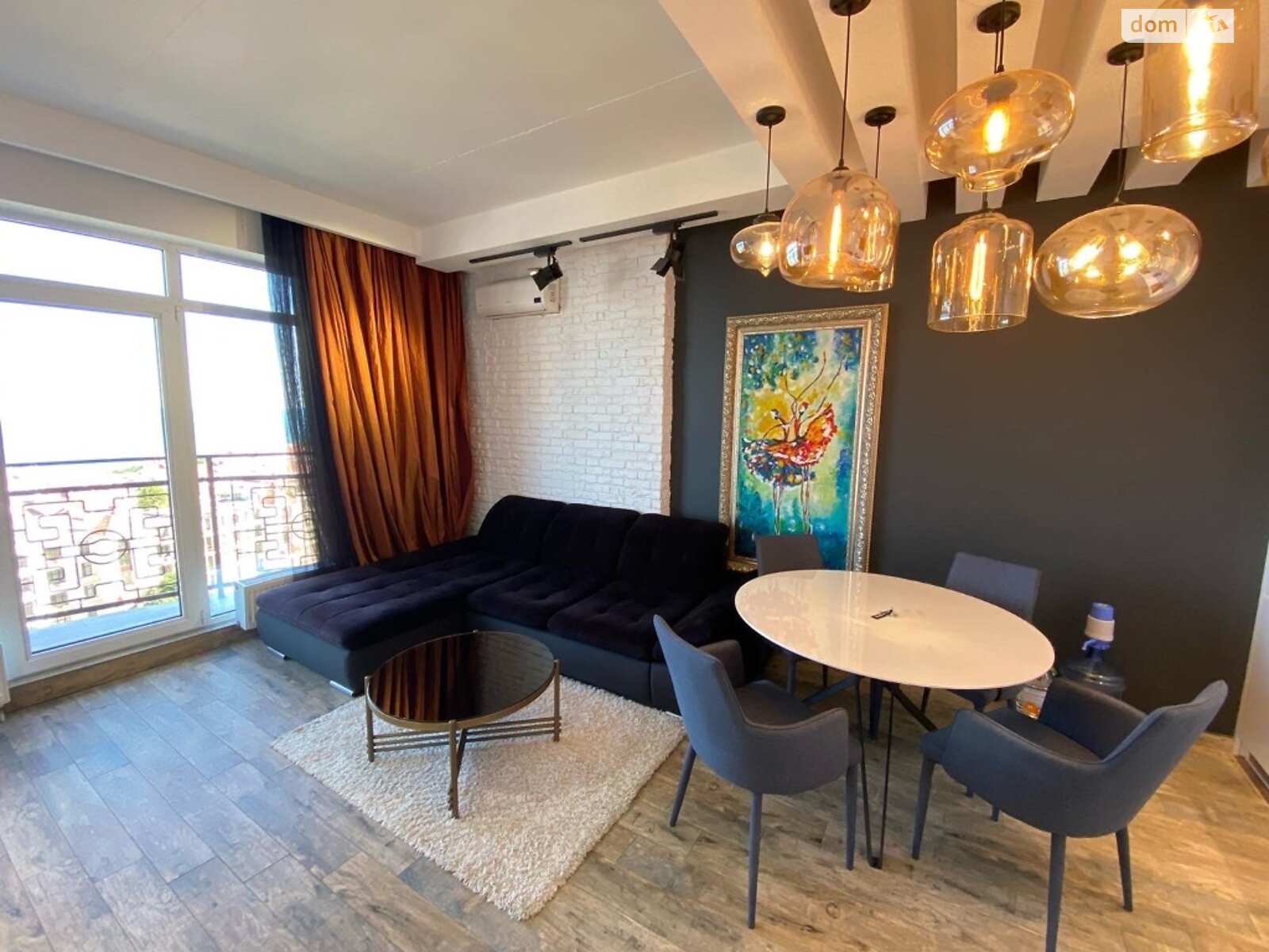 двухкомнатная квартира с мебелью в Одессе, район Аркадия, на бул. Французский в аренду на долгий срок помесячно фото 1 двухкомнатная квартира с мебелью в Одессе, район Аркадия, на бул. Французский в аренду на долгий срок помесячно фото 1