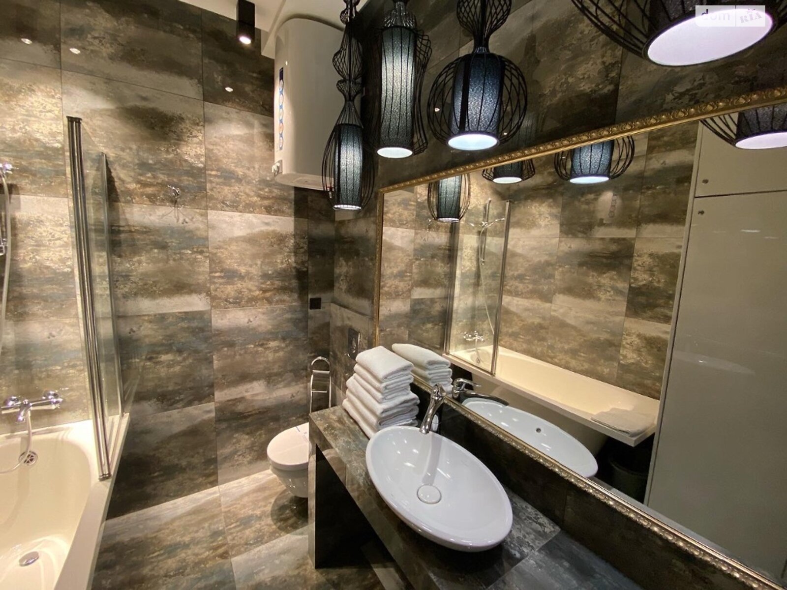 двухкомнатная квартира с мебелью в Одессе, район Аркадия, на бул. Французский в аренду на долгий срок помесячно фото 1 двухкомнатная квартира с мебелью в Одессе, район Аркадия, на бул. Французский в аренду на долгий срок помесячно фото 1