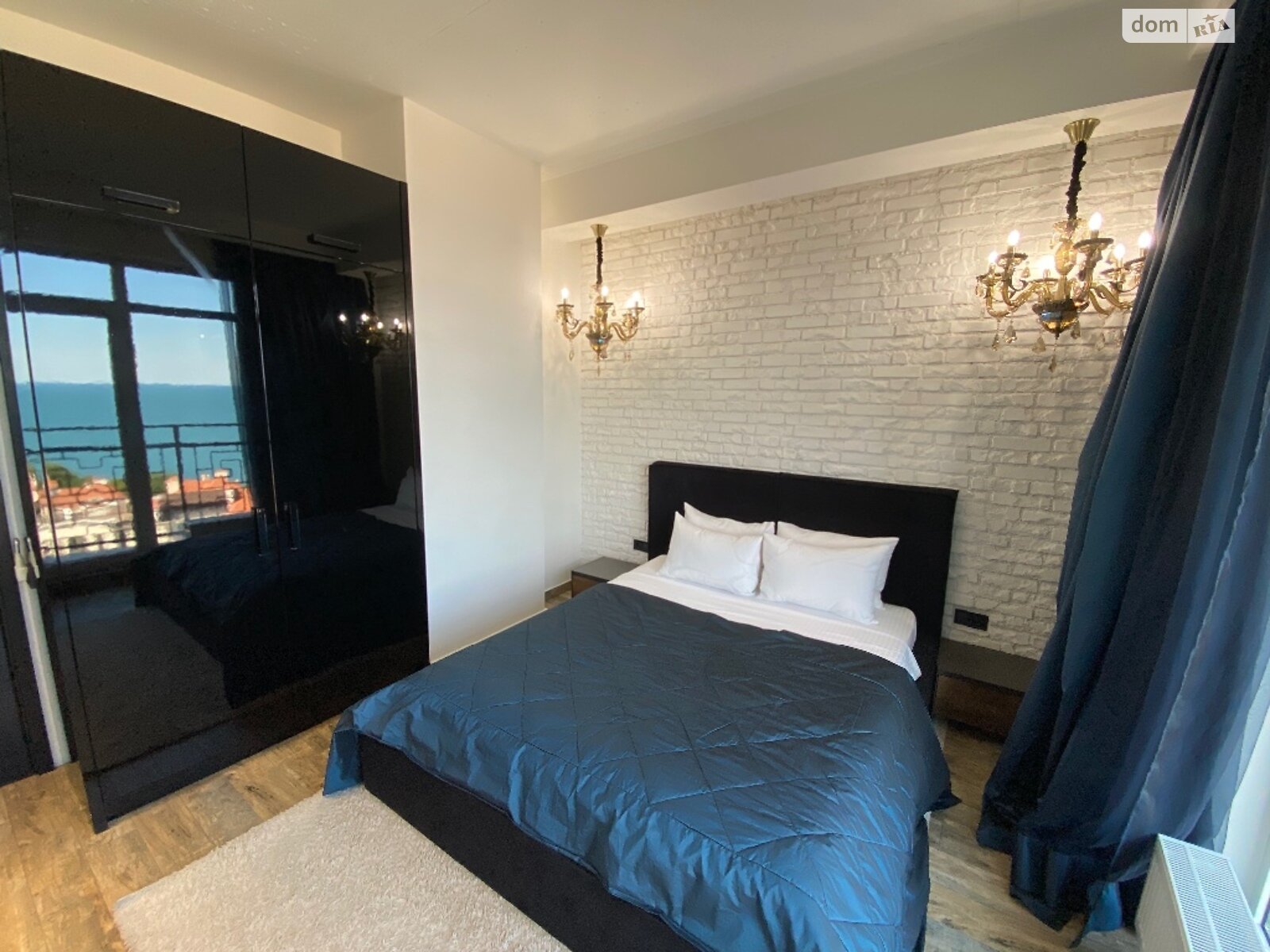 двухкомнатная квартира с мебелью в Одессе, район Аркадия, на бул. Французский в аренду на долгий срок помесячно фото 1 двухкомнатная квартира с мебелью в Одессе, район Аркадия, на бул. Французский в аренду на долгий срок помесячно фото 1