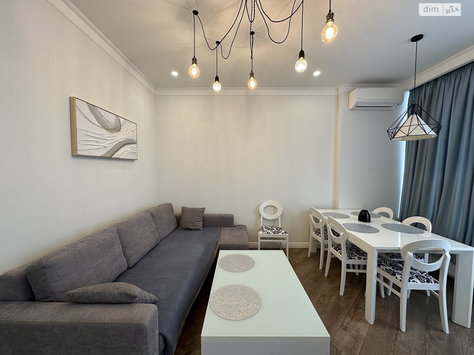 трикімнатна квартира в Одесі, район Аркадія, на бул. Французький 60В в довготривалу оренду помісячно фото 1