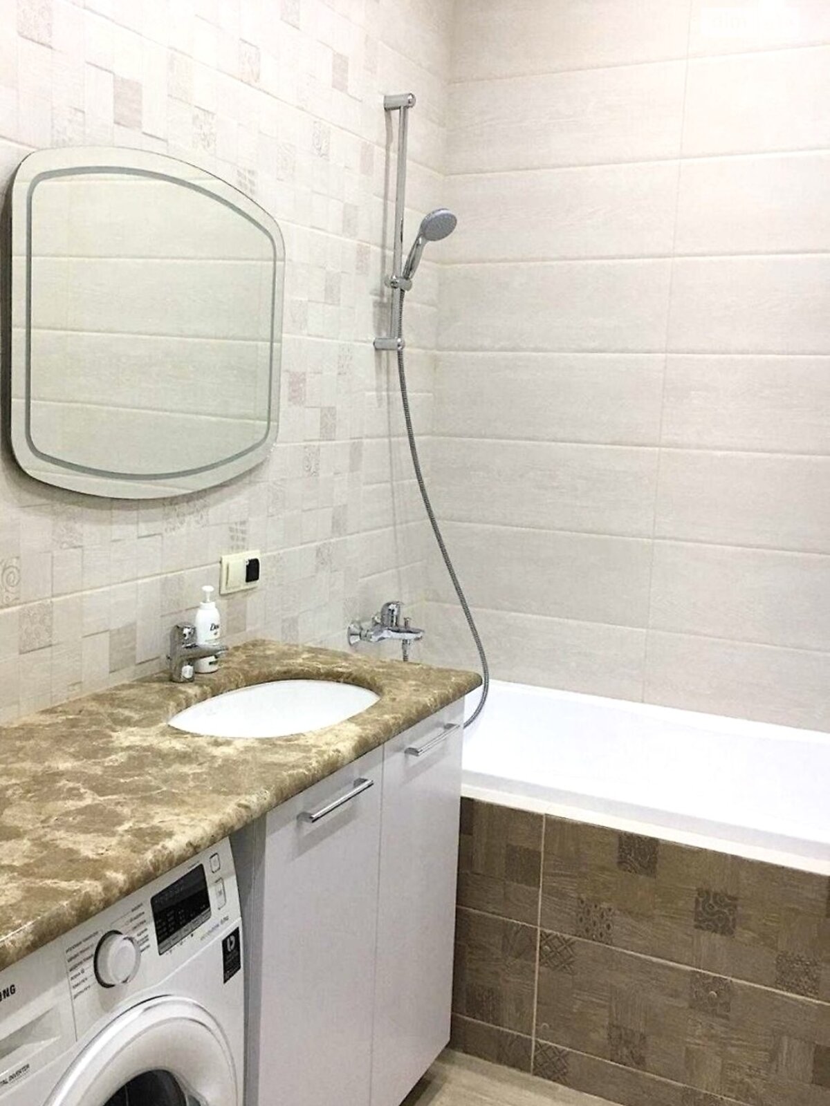 однокімнатна квартира в Одесі, район Аркадія, на бул. Французький 60В в довготривалу оренду помісячно фото 1 однокімнатна квартира в Одесі, район Аркадія, на бул. Французький 60В в довготривалу оренду помісячно фото 1