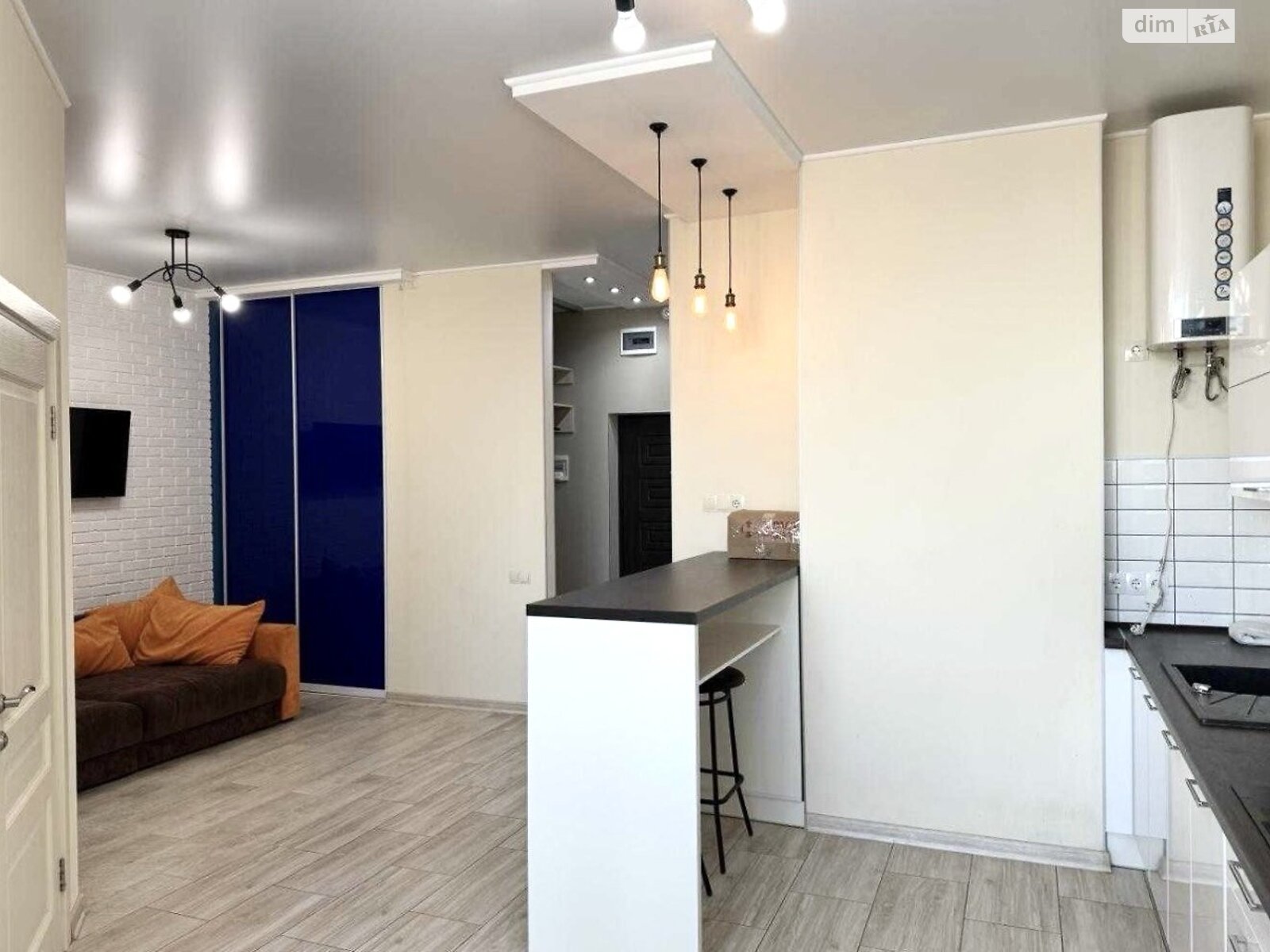 однокімнатна квартира в Одесі, район Аркадія, на бул. Французький 60В в довготривалу оренду помісячно фото 1 однокімнатна квартира в Одесі, район Аркадія, на бул. Французький 60В в довготривалу оренду помісячно фото 1