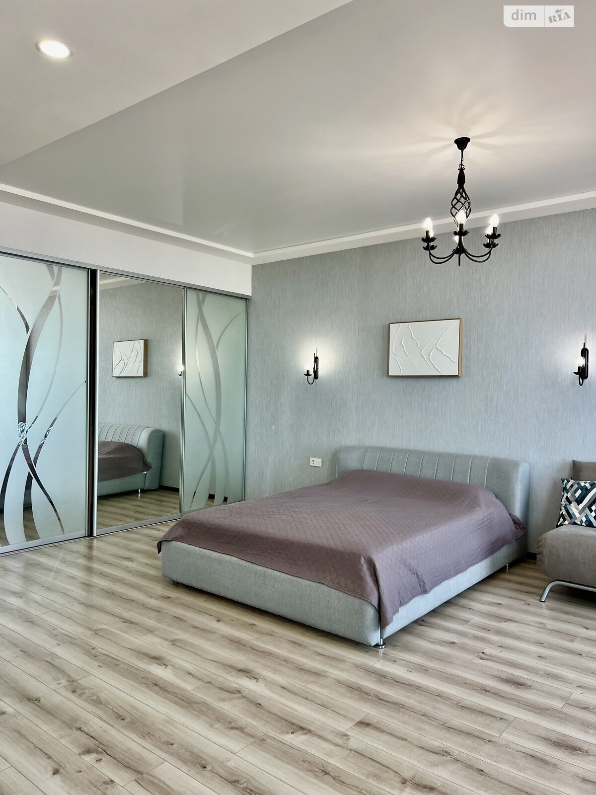 однокімнатна квартира в Одесі, район Аркадія, на бул. Французький 60Г в довготривалу оренду помісячно фото 1 однокімнатна квартира в Одесі, район Аркадія, на бул. Французький 60Г в довготривалу оренду помісячно фото 1