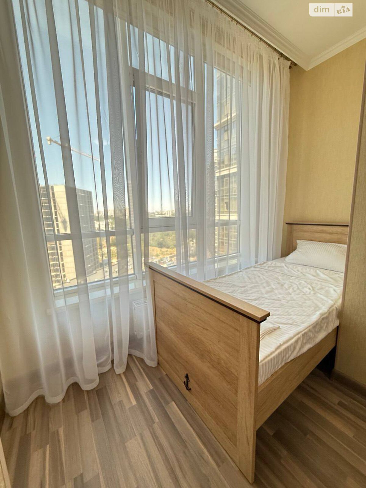 однокомнатная квартира в Одессе, район Аркадия, на бул. Французский, кв. 238 в аренду на долгий срок помесячно фото 1 однокомнатная квартира в Одессе, район Аркадия, на бул. Французский, кв. 238 в аренду на долгий срок помесячно фото 1