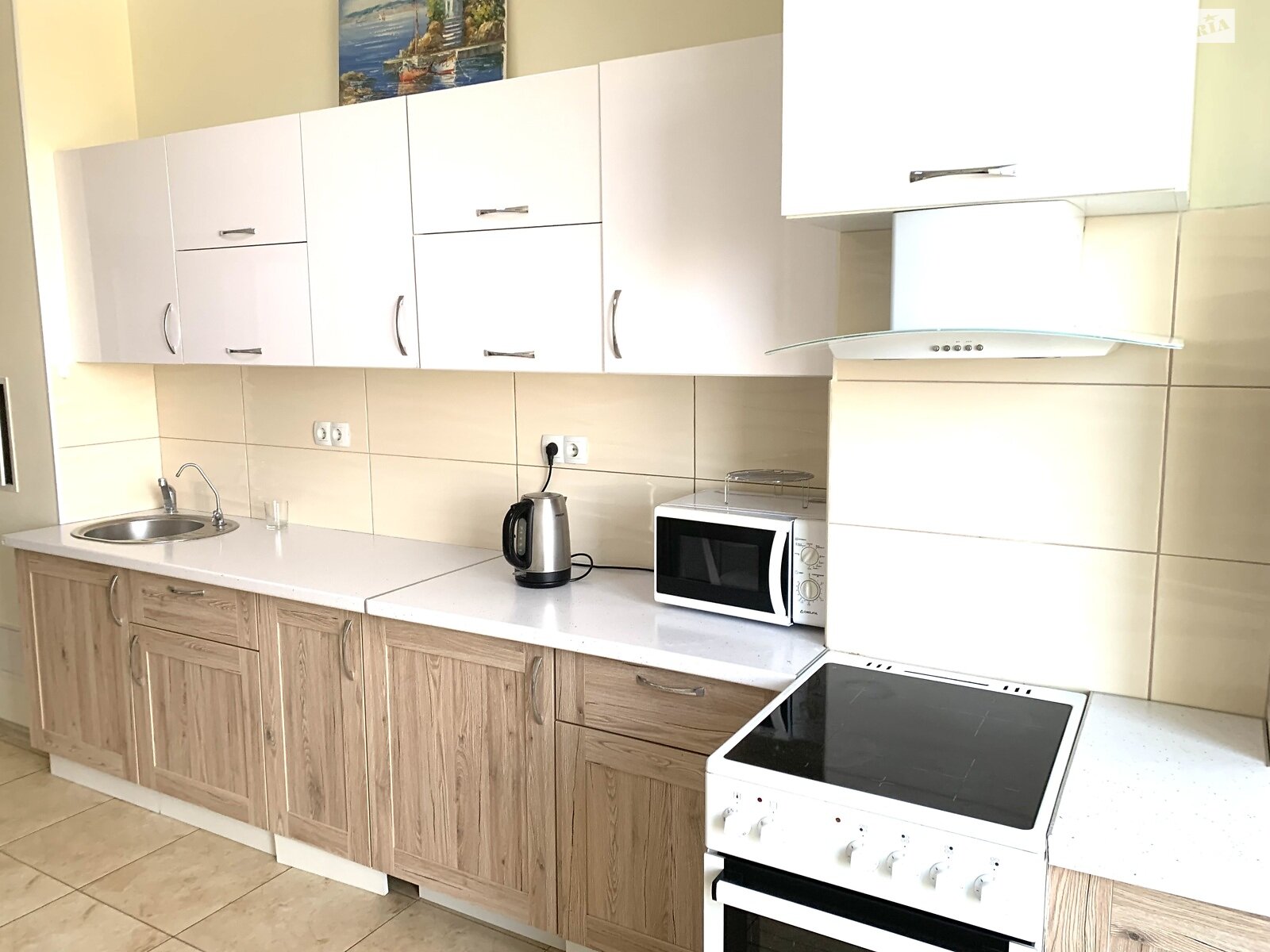 двухкомнатная квартира в Одессе, район Аркадия, на бул. Французский 60Б в аренду на долгий срок помесячно фото 1 двухкомнатная квартира в Одессе, район Аркадия, на бул. Французский 60Б в аренду на долгий срок помесячно фото 1