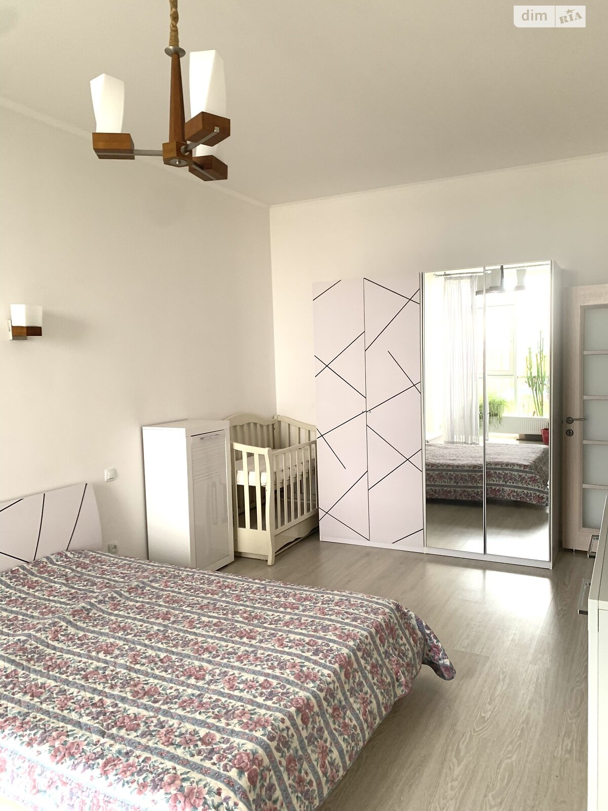 двухкомнатная квартира в Одессе, район Аркадия, на бул. Французский 60Б в аренду на долгий срок помесячно фото 1 двухкомнатная квартира в Одессе, район Аркадия, на бул. Французский 60Б в аренду на долгий срок помесячно фото 1