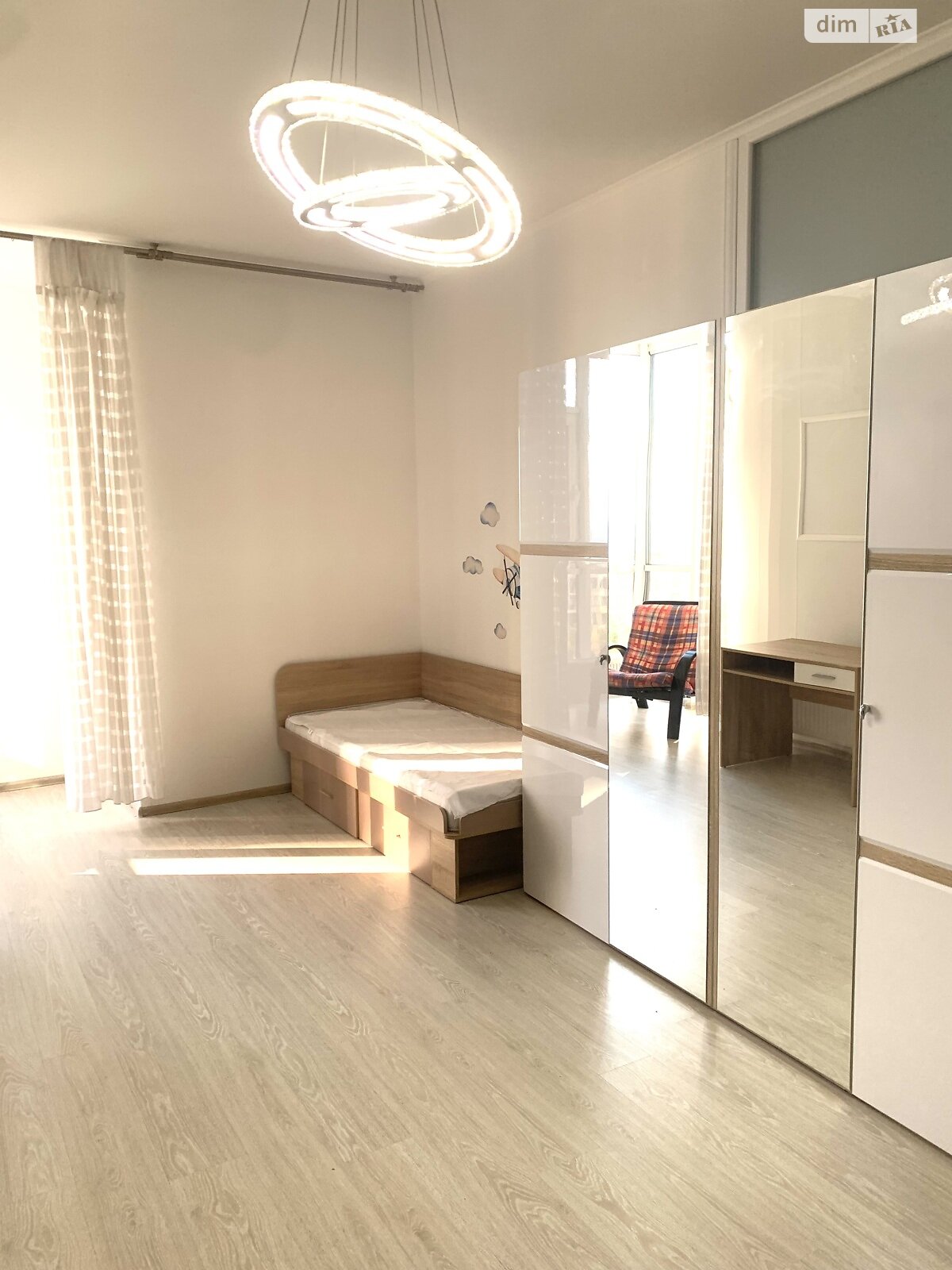 двухкомнатная квартира в Одессе, район Аркадия, на бул. Французский 60Б в аренду на долгий срок помесячно фото 1 двухкомнатная квартира в Одессе, район Аркадия, на бул. Французский 60Б в аренду на долгий срок помесячно фото 1