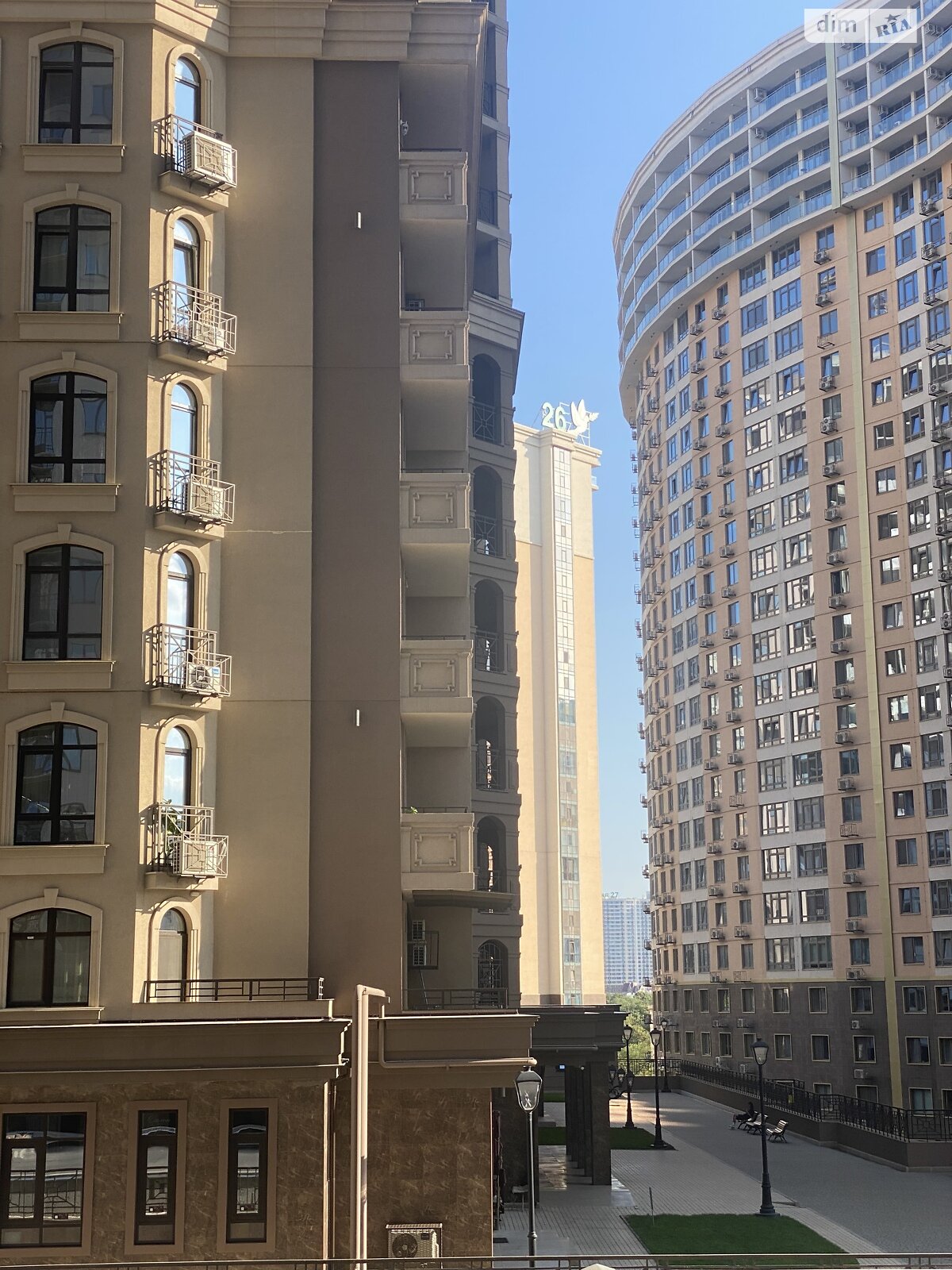 двокімнатна квартира в Одесі, район Аркадія, на вул. Генуезька 1Е в довготривалу оренду помісячно фото 1 двокімнатна квартира в Одесі, район Аркадія, на вул. Генуезька 1Е в довготривалу оренду помісячно фото 1