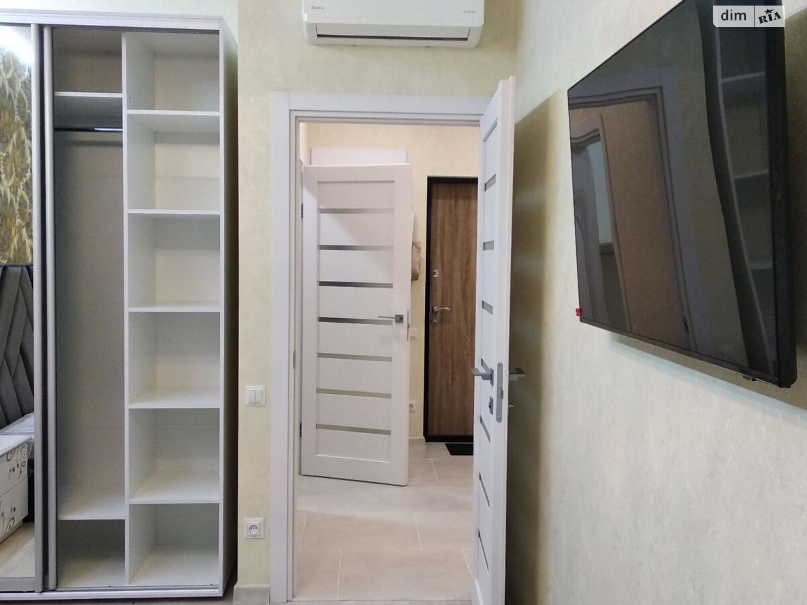 однокімнатна квартира в Одесі, район Аркадія, на вул. Генуезька 1/1 в довготривалу оренду помісячно фото 1 однокімнатна квартира в Одесі, район Аркадія, на вул. Генуезька 1/1 в довготривалу оренду помісячно фото 1