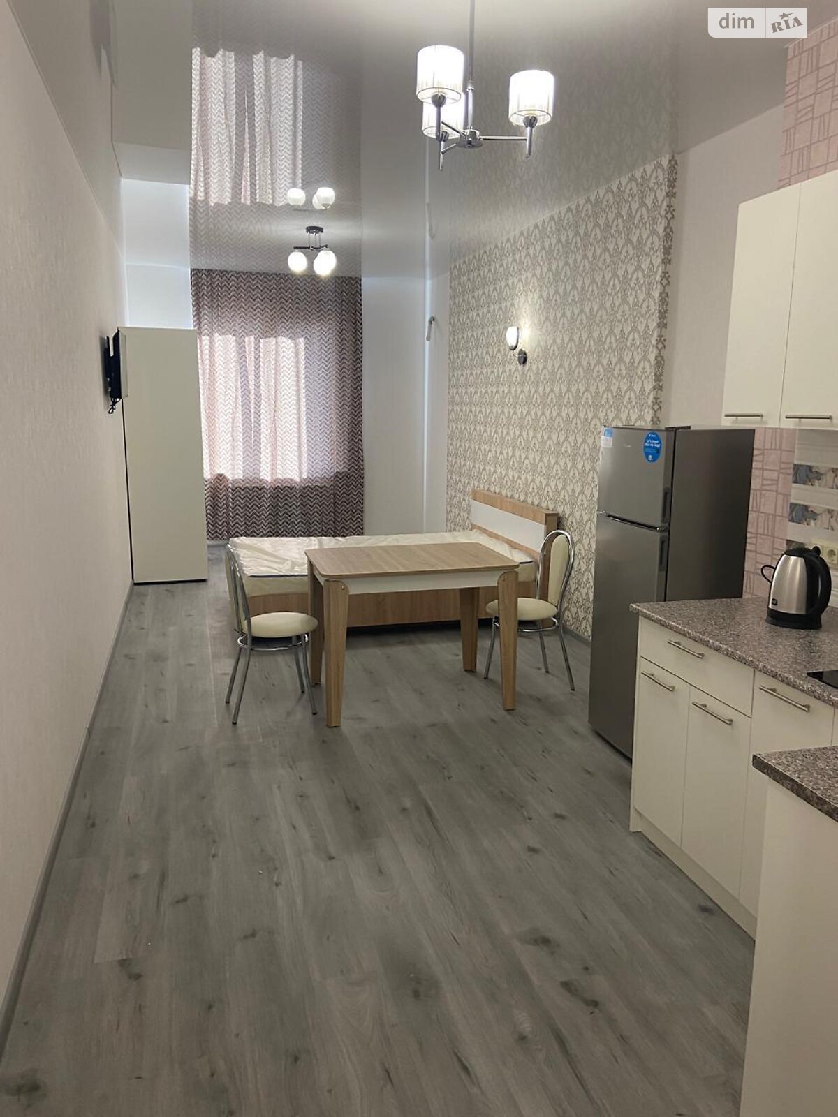 однокімнатна квартира в Одесі, район Аркадія, на вул. Генуезька 1 в довготривалу оренду помісячно фото 1 однокімнатна квартира в Одесі, район Аркадія, на вул. Генуезька 1 в довготривалу оренду помісячно фото 1
