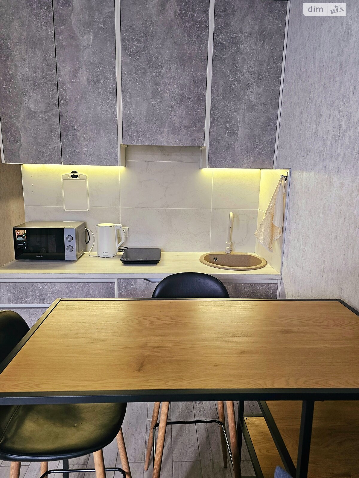 однокімнатна квартира в Одесі, район Аркадія, на вул. Генуезька 3Г в довготривалу оренду помісячно фото 1 однокімнатна квартира в Одесі, район Аркадія, на вул. Генуезька 3Г в довготривалу оренду помісячно фото 1