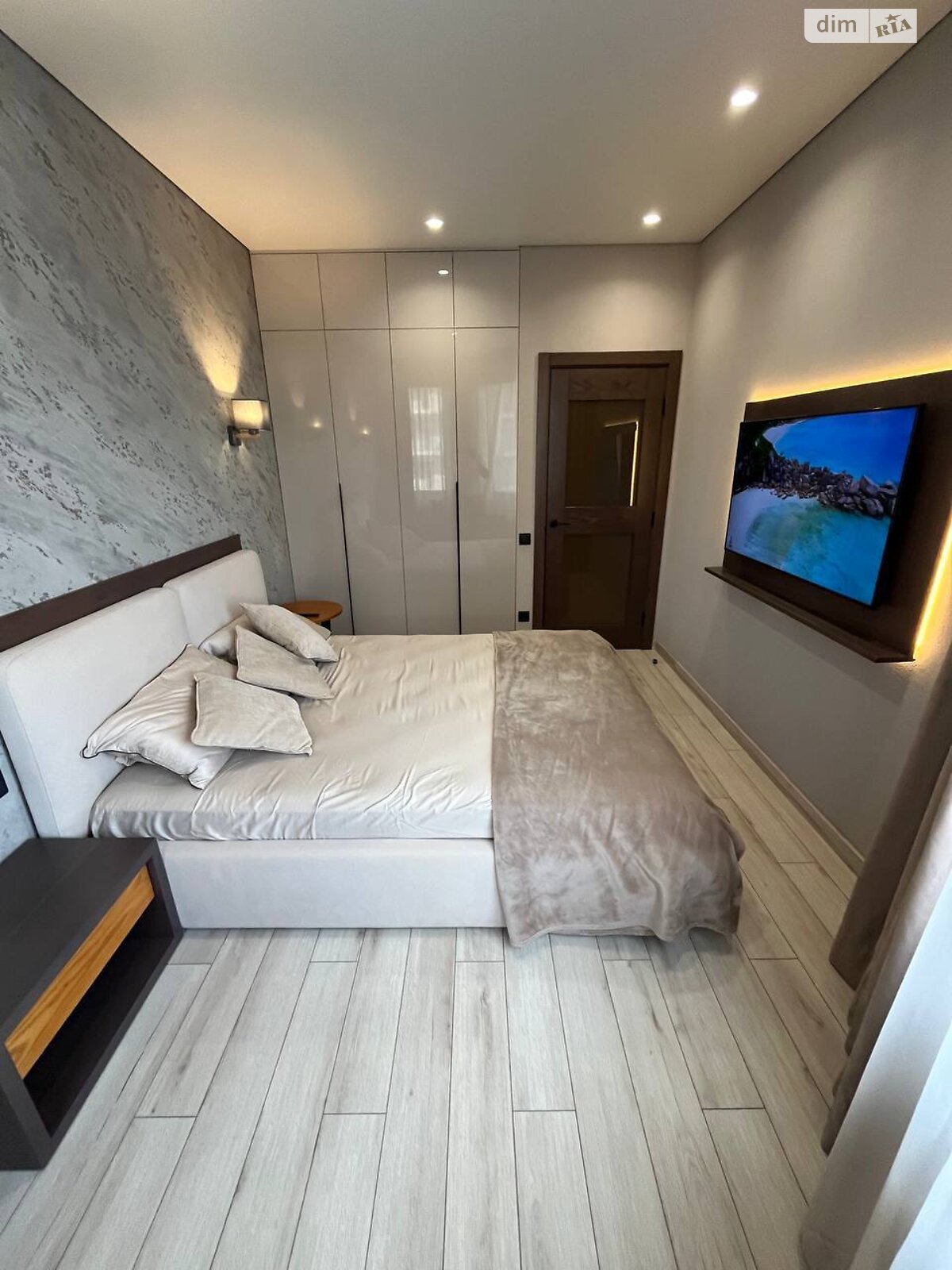 однокімнатна квартира в Одесі, район Аркадія, на вул. Генуезька 1Е корпус 1 в довготривалу оренду помісячно фото 1