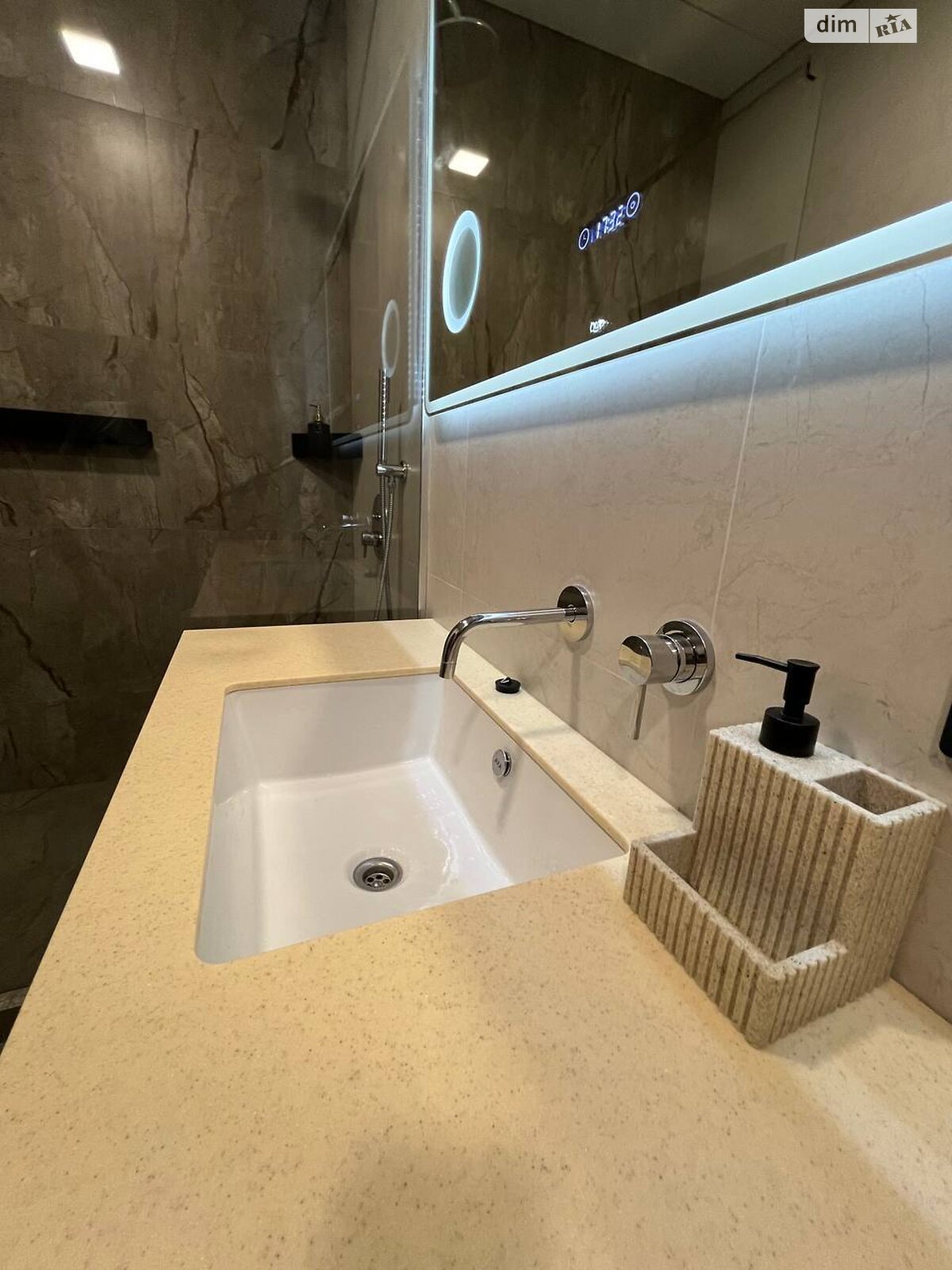 однокімнатна квартира в Одесі, район Аркадія, на вул. Генуезька 1Е корпус 1 в довготривалу оренду помісячно фото 1