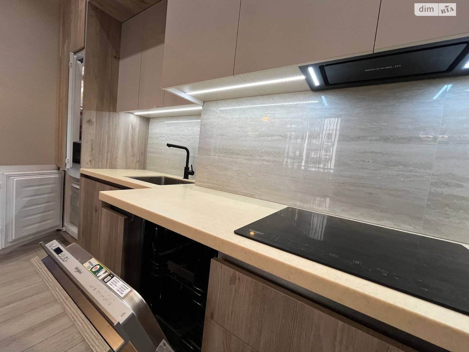 однокімнатна квартира в Одесі, район Аркадія, на вул. Генуезька 1Е корпус 1 в довготривалу оренду помісячно фото 1