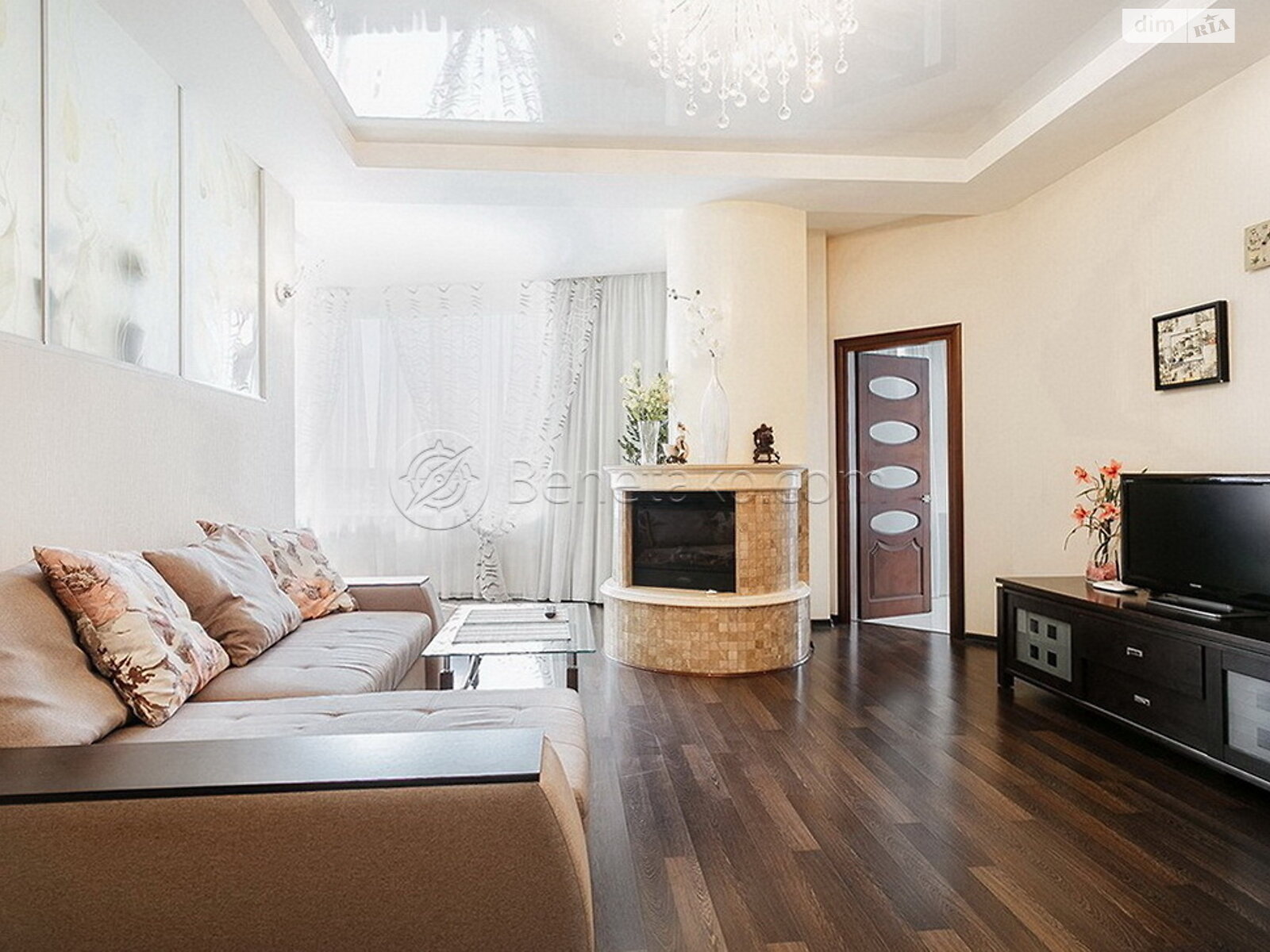 трикімнатна квартира в Одесі, район Аркадія, на вул. Генуезька 5 в довготривалу оренду помісячно фото 1