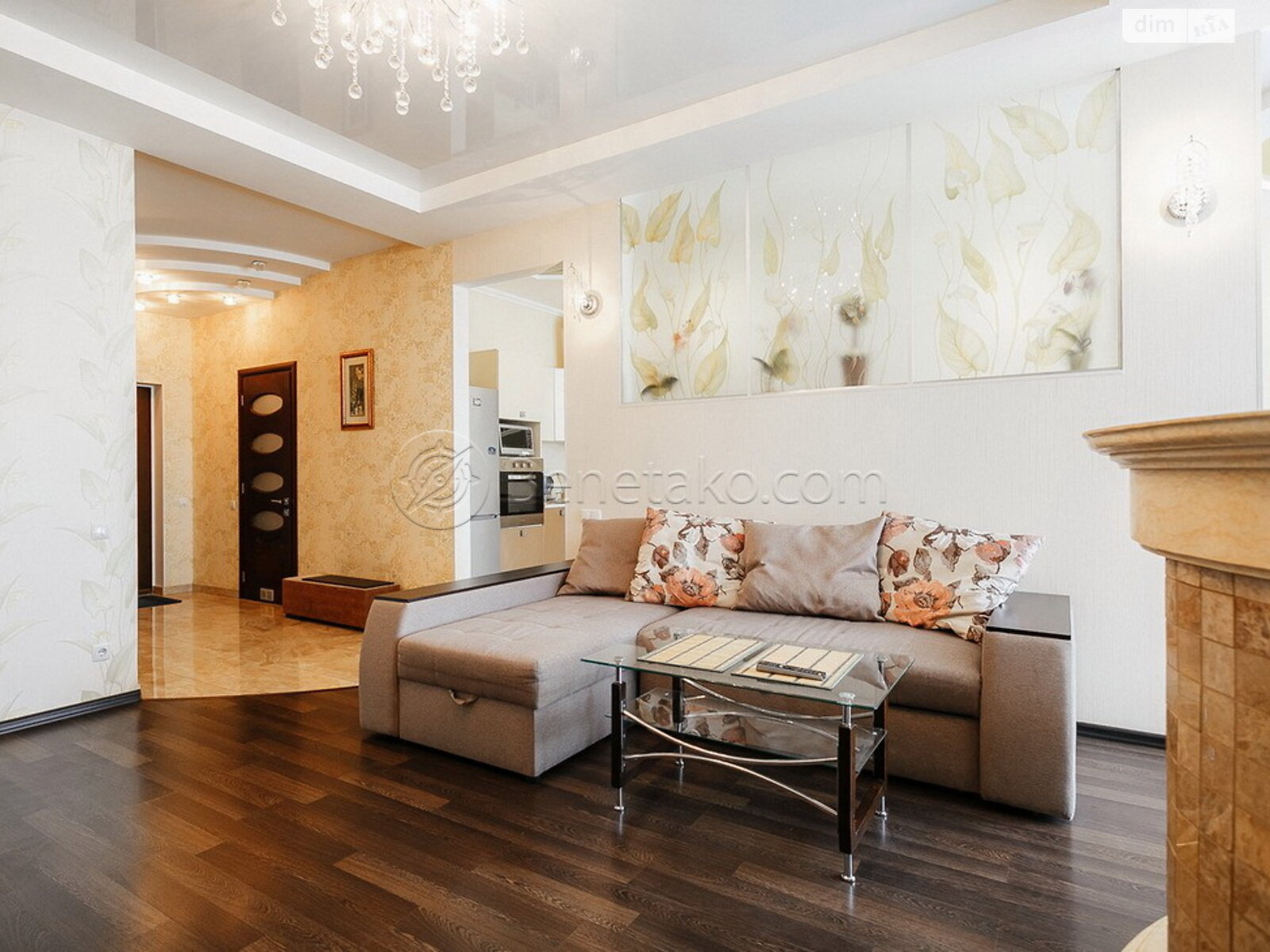 трикімнатна квартира в Одесі, район Аркадія, на вул. Генуезька 5 в довготривалу оренду помісячно фото 1