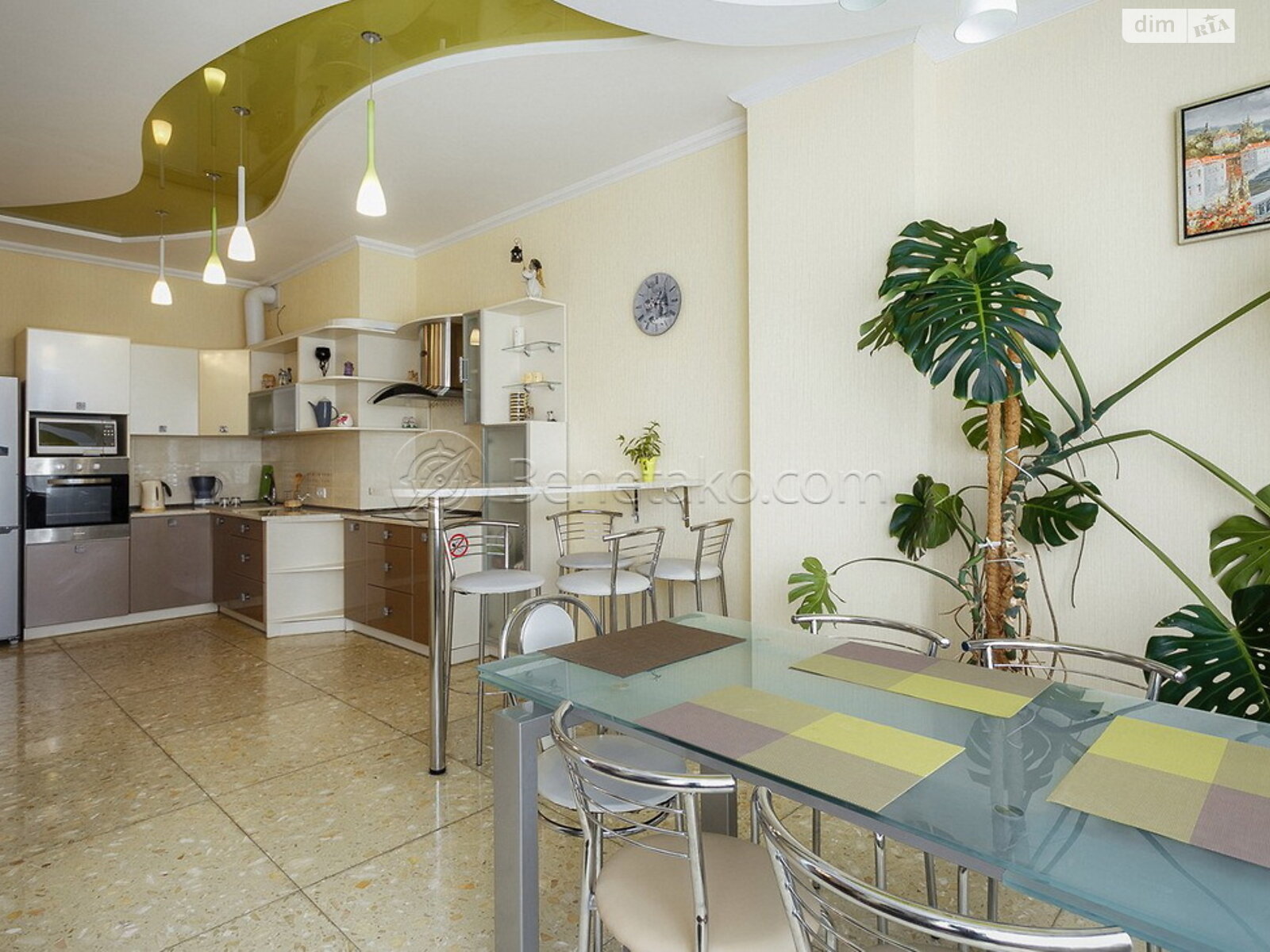 трикімнатна квартира в Одесі, район Аркадія, на вул. Генуезька 5 в довготривалу оренду помісячно фото 1