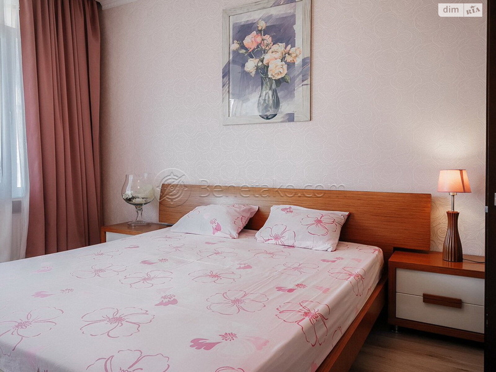 трикімнатна квартира в Одесі, район Аркадія, на вул. Генуезька 5 в довготривалу оренду помісячно фото 1