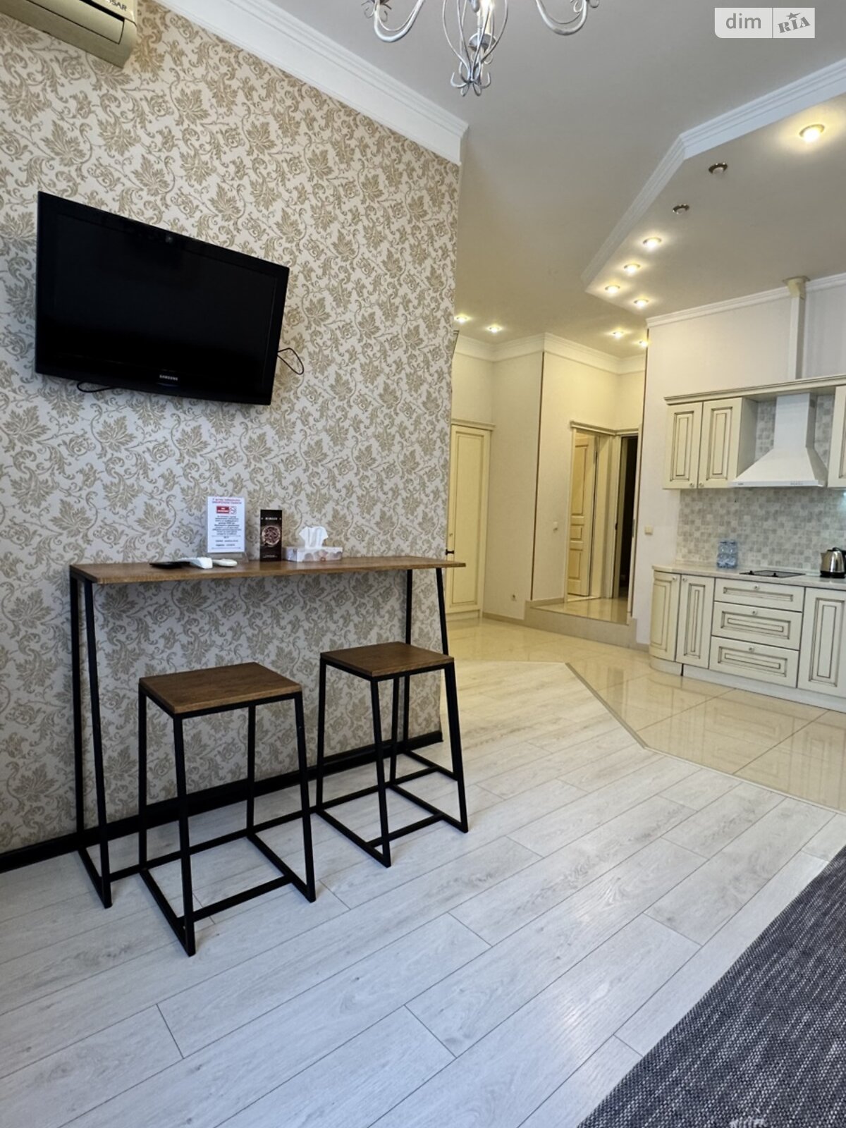 однокімнатна квартира в Одесі, район Аркадія, на вул. Генуезька 36 в довготривалу оренду помісячно фото 1