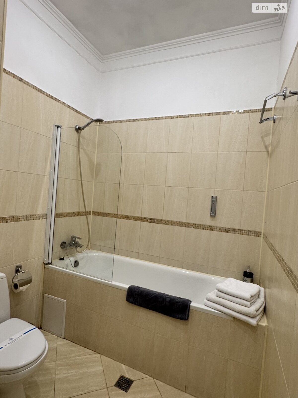 однокімнатна квартира в Одесі, район Аркадія, на вул. Генуезька 36 в довготривалу оренду помісячно фото 1