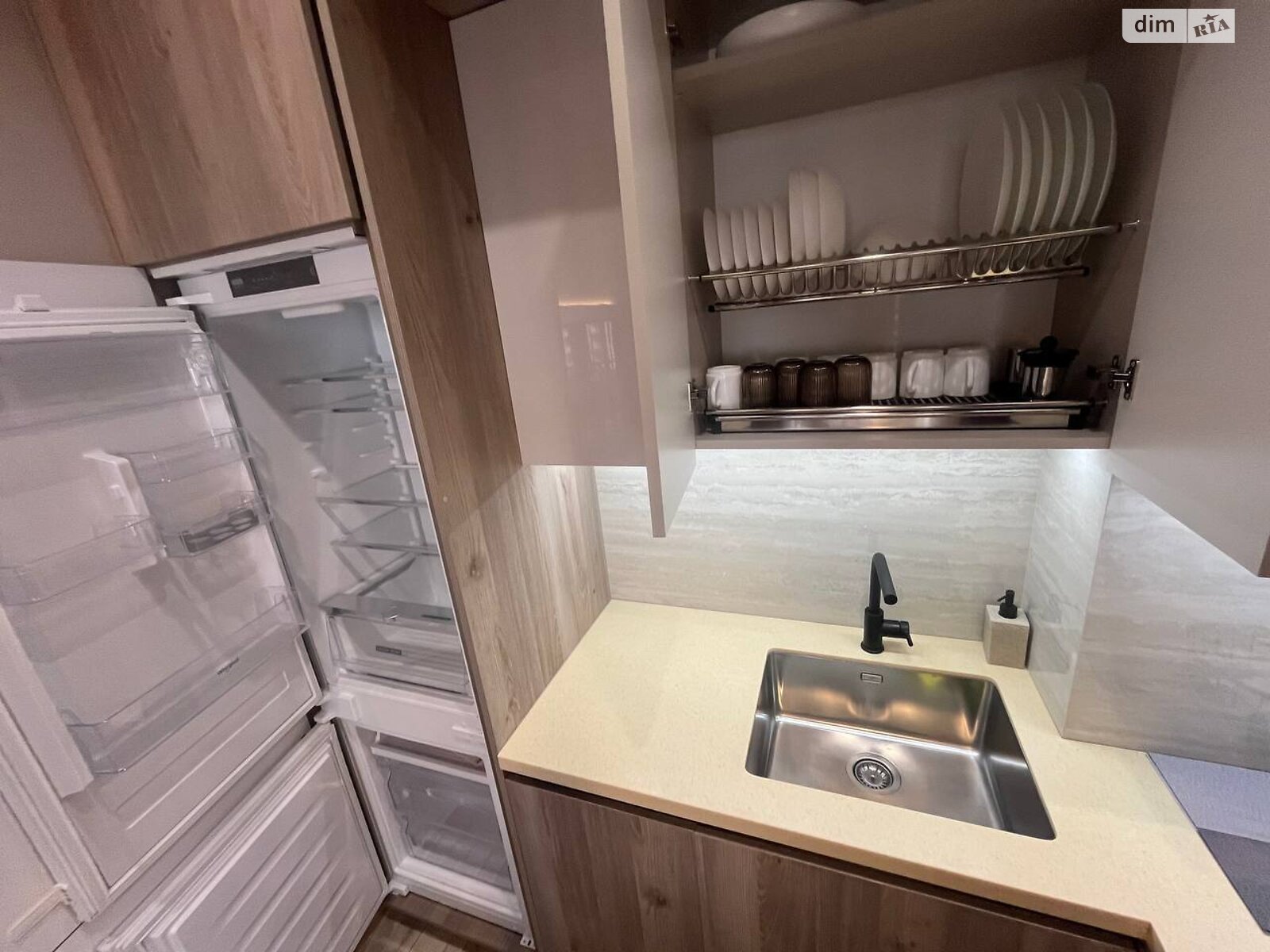 однокімнатна квартира в Одесі, район Аркадія, на вул. Генуезька 1Е корпус 1 в довготривалу оренду помісячно фото 1