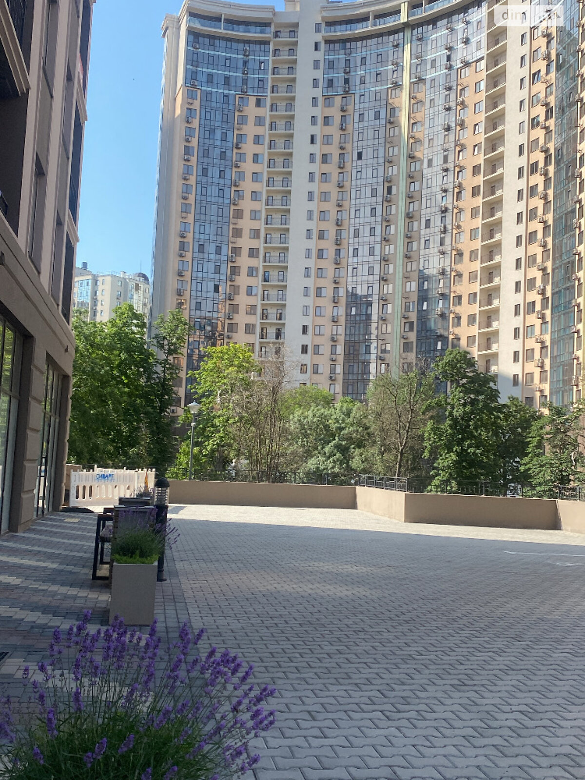 однокімнатна квартира в Одесі, район Аркадія, на вул. Генуезька 1/1 в довготривалу оренду помісячно фото 1 однокімнатна квартира в Одесі, район Аркадія, на вул. Генуезька 1/1 в довготривалу оренду помісячно фото 1