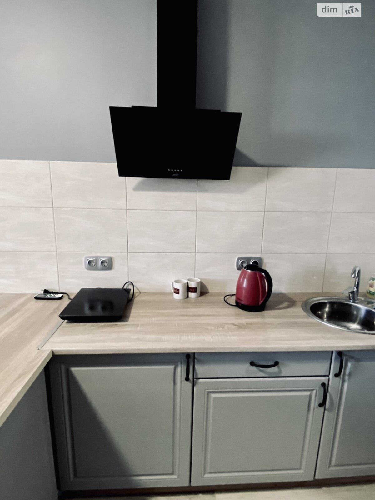 однокімнатна квартира в Одесі, район Аркадія, на вул. Генуезька 1/1 в довготривалу оренду помісячно фото 1 однокімнатна квартира в Одесі, район Аркадія, на вул. Генуезька 1/1 в довготривалу оренду помісячно фото 1