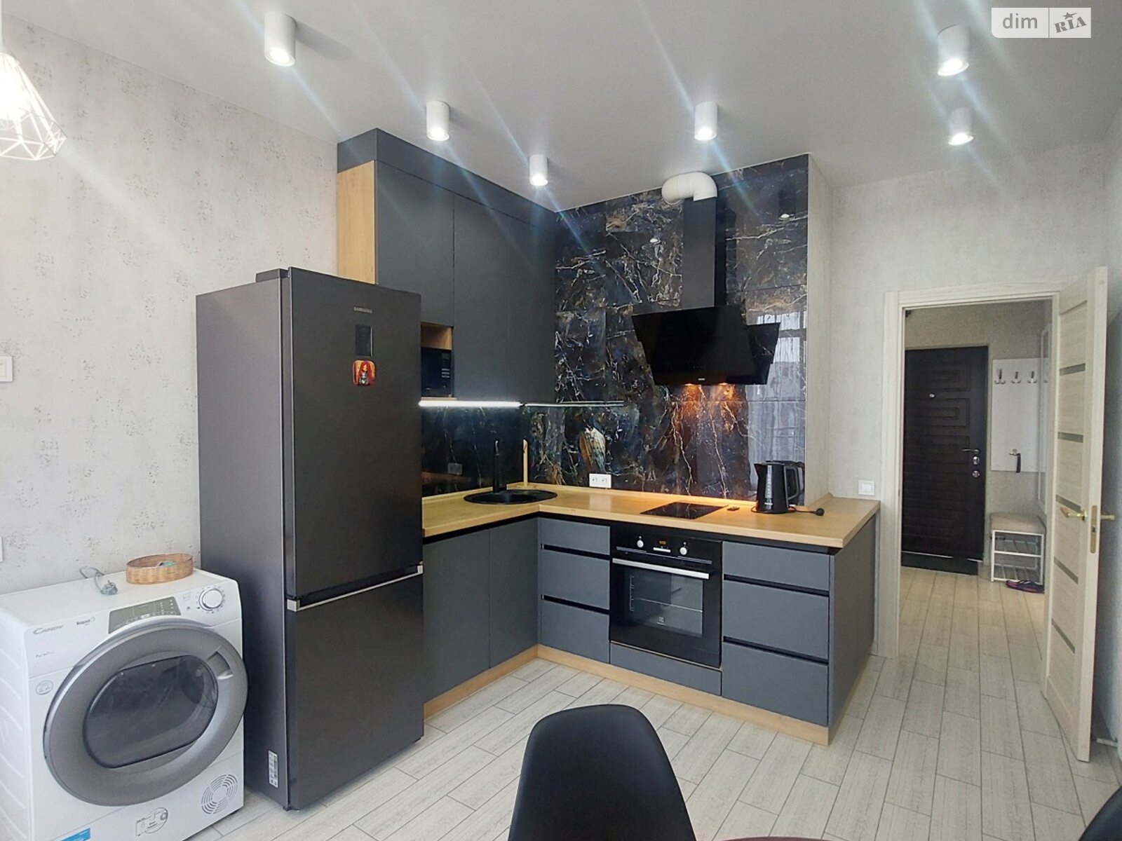 однокімнатна квартира в Одесі, район Аркадія, на вул. Генуезька в довготривалу оренду помісячно фото 1 однокімнатна квартира в Одесі, район Аркадія, на вул. Генуезька в довготривалу оренду помісячно фото 1