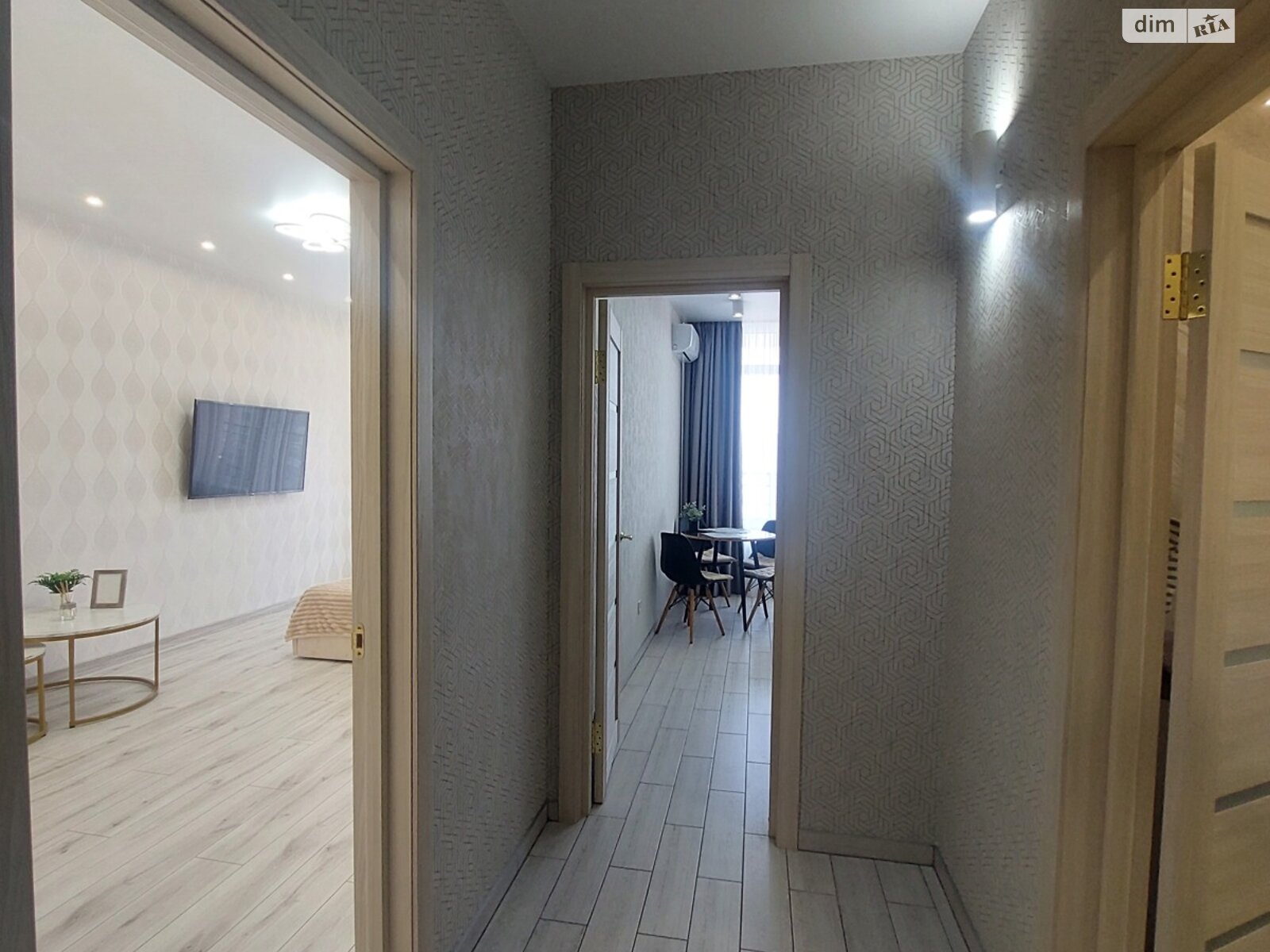 однокімнатна квартира в Одесі, район Аркадія, на вул. Генуезька в довготривалу оренду помісячно фото 1 однокімнатна квартира в Одесі, район Аркадія, на вул. Генуезька в довготривалу оренду помісячно фото 1