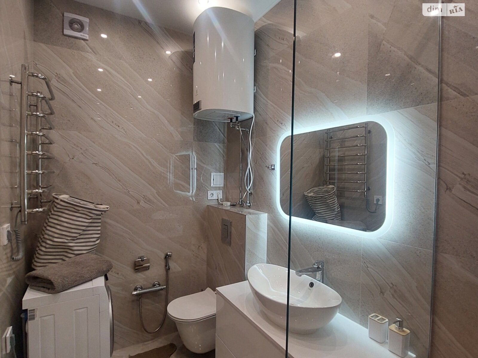 однокімнатна квартира в Одесі, район Аркадія, на вул. Генуезька в довготривалу оренду помісячно фото 1 однокімнатна квартира в Одесі, район Аркадія, на вул. Генуезька в довготривалу оренду помісячно фото 1