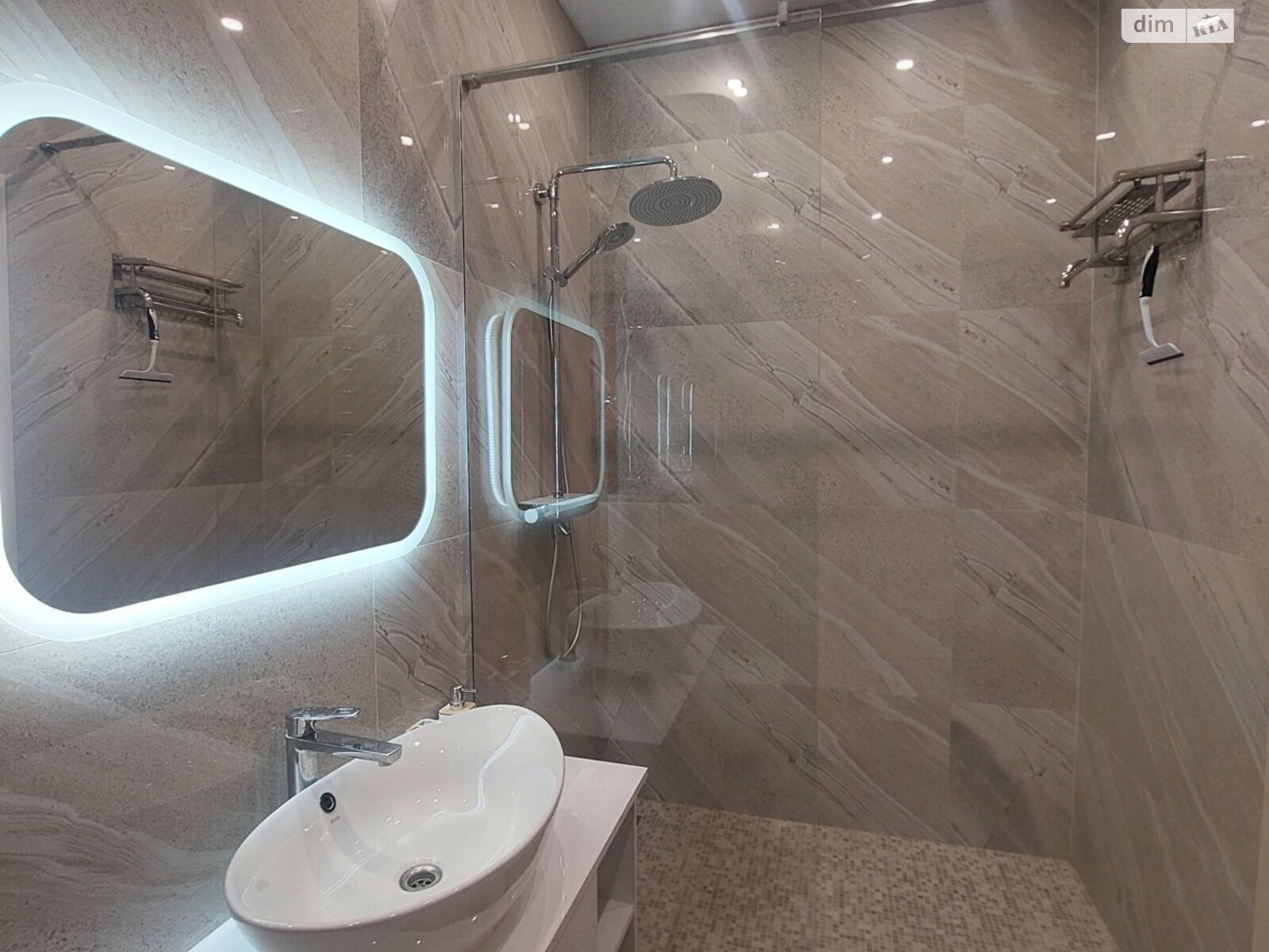 однокімнатна квартира в Одесі, район Аркадія, на вул. Генуезька в довготривалу оренду помісячно фото 1 однокімнатна квартира в Одесі, район Аркадія, на вул. Генуезька в довготривалу оренду помісячно фото 1