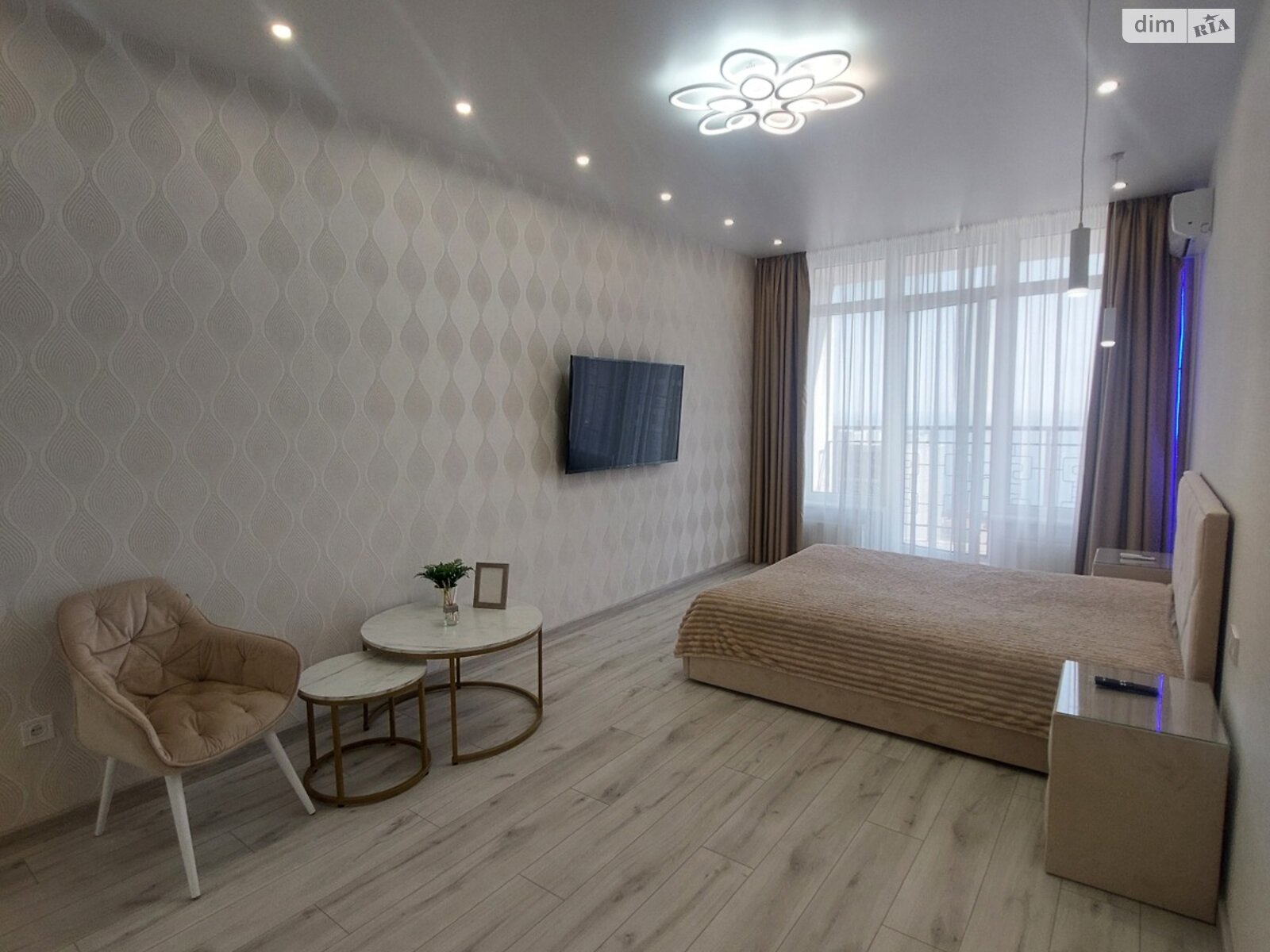 однокімнатна квартира в Одесі, район Аркадія, на вул. Генуезька в довготривалу оренду помісячно фото 1 однокімнатна квартира в Одесі, район Аркадія, на вул. Генуезька в довготривалу оренду помісячно фото 1