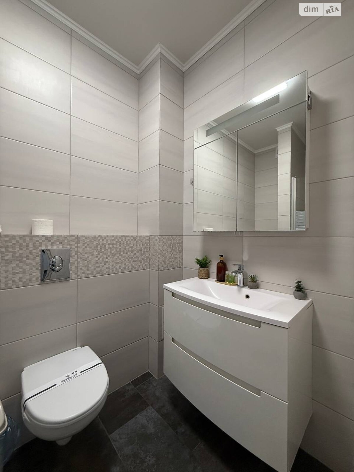 однокімнатна квартира в Одесі, район Аркадія, на вул. Генуезька 3Б в довготривалу оренду помісячно фото 1