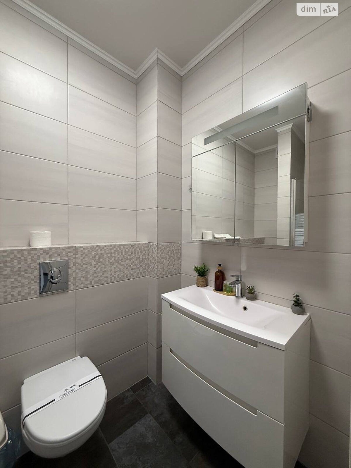 однокімнатна квартира в Одесі, район Аркадія, на вул. Генуезька 3Б в довготривалу оренду помісячно фото 1