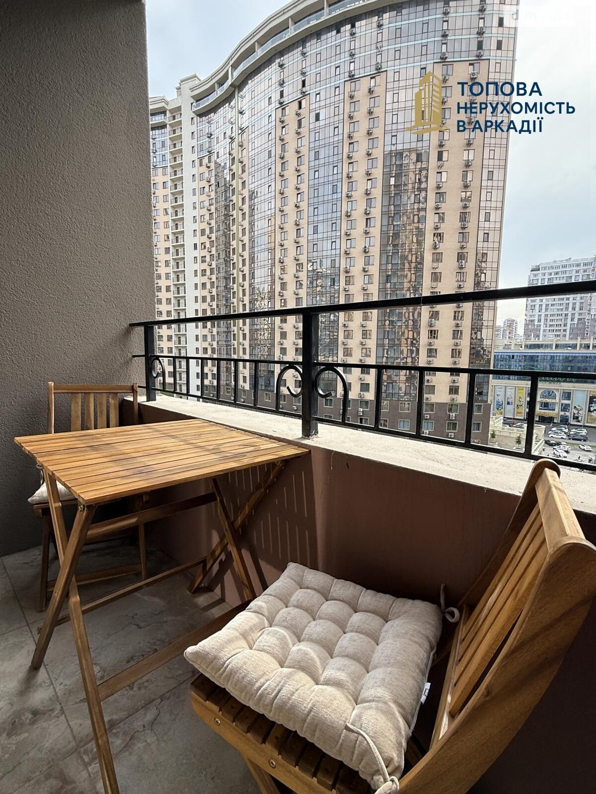 однокімнатна квартира в Одесі, район Аркадія, на вул. Генуезька 1/1 в довготривалу оренду помісячно фото 1 однокімнатна квартира в Одесі, район Аркадія, на вул. Генуезька 1/1 в довготривалу оренду помісячно фото 1