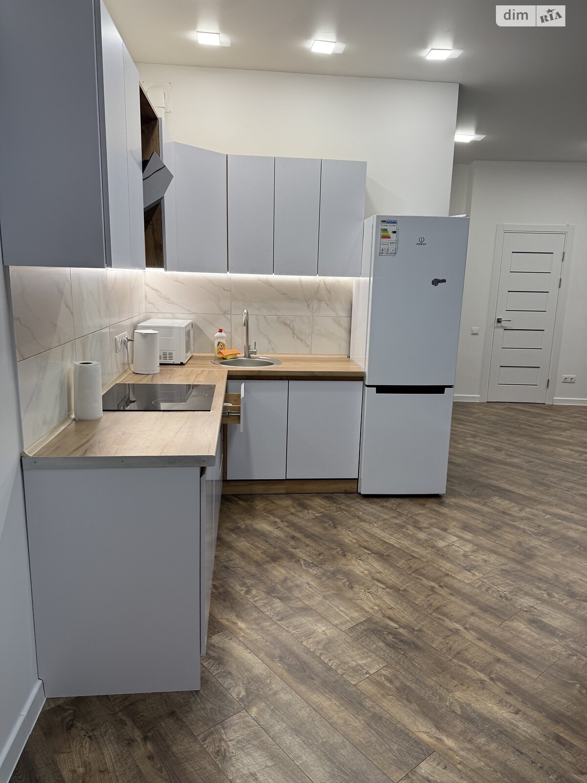 однокімнатна квартира в Одесі, район Аркадія, на вул. Генуезька 3Б в довготривалу оренду помісячно фото 1