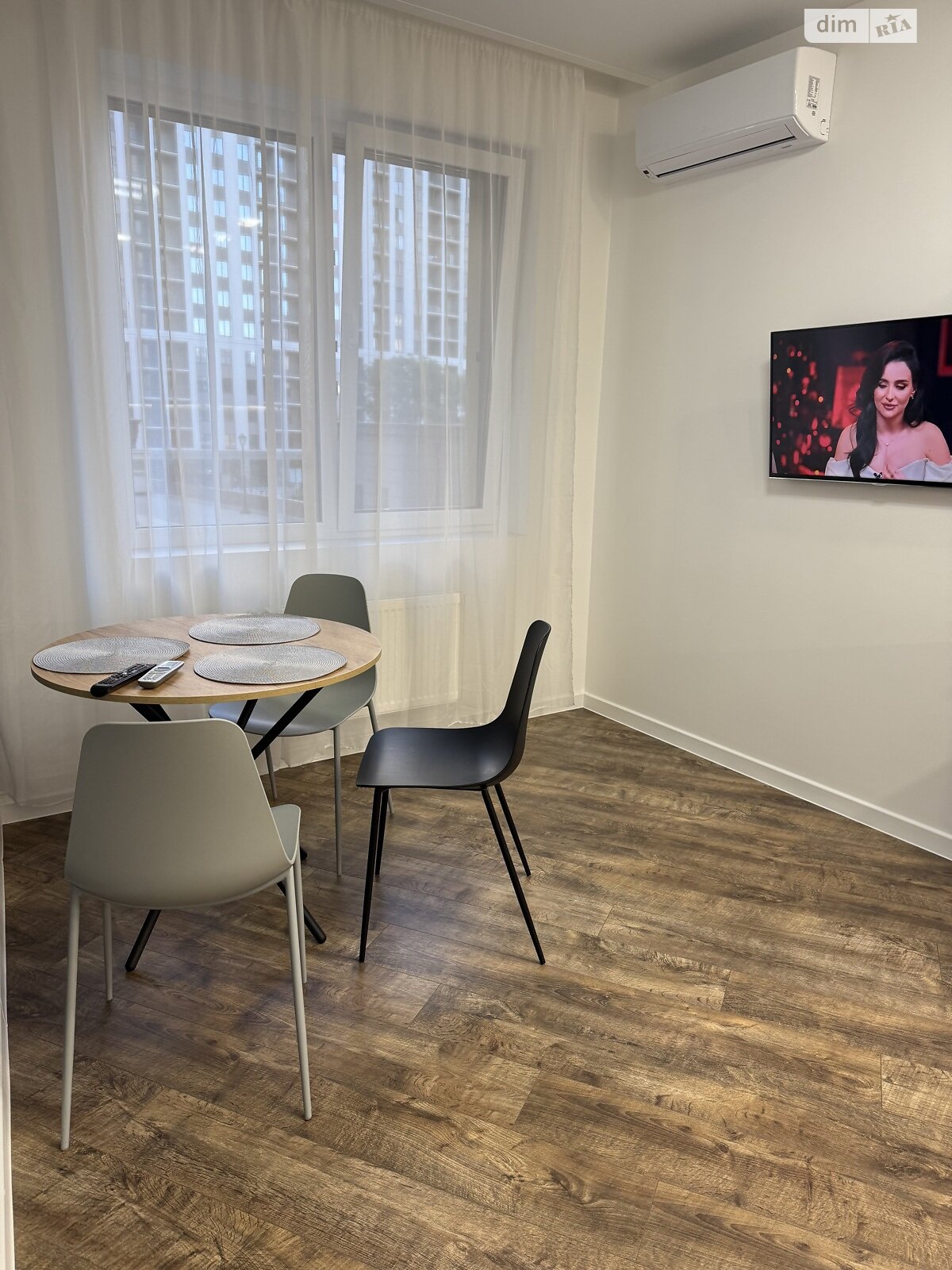 однокімнатна квартира в Одесі, район Аркадія, на вул. Генуезька 3Б в довготривалу оренду помісячно фото 1