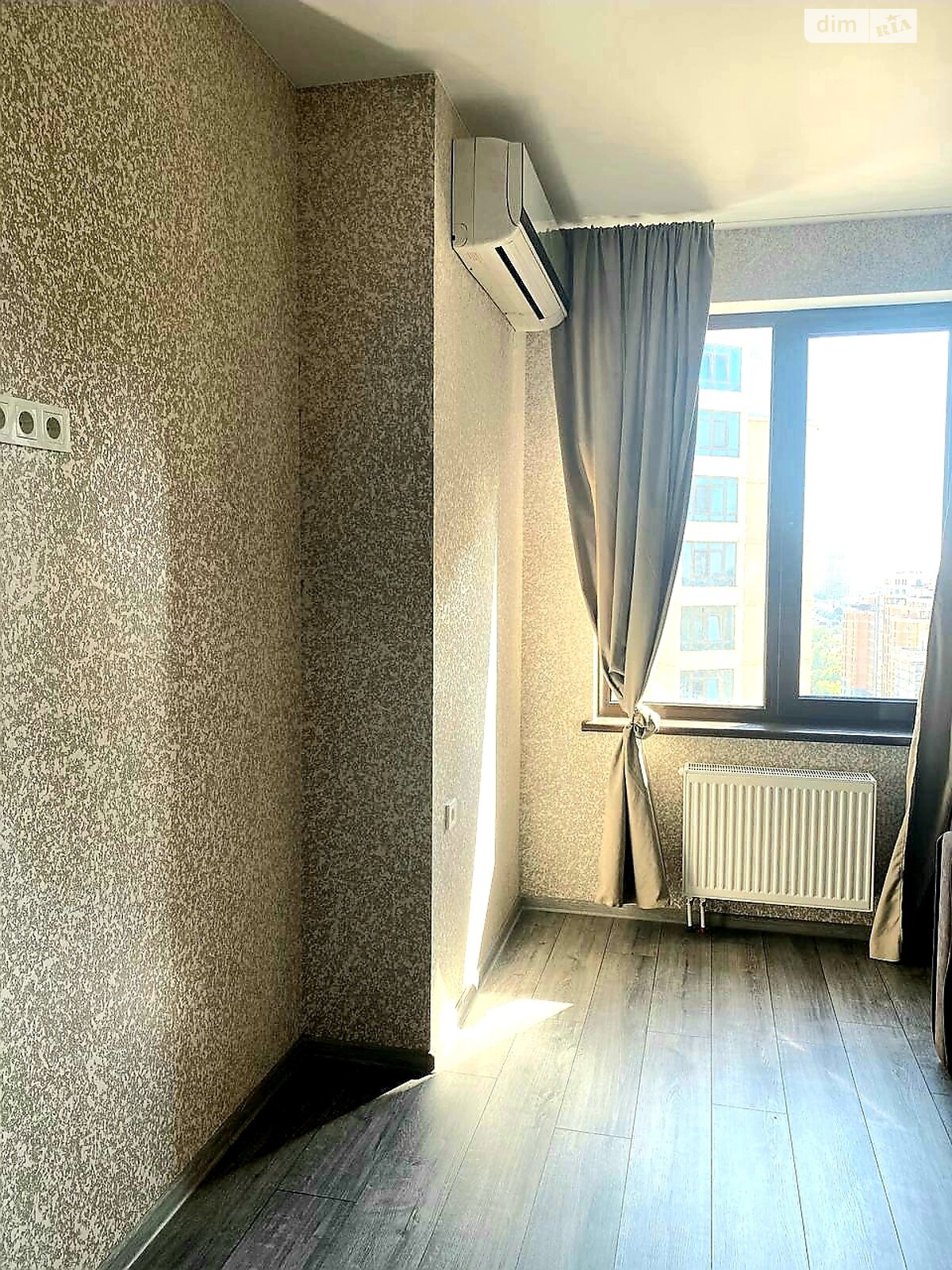 двухкомнатная квартира в Одессе, район Аркадия, на ул. Генуэзская в аренду на долгий срок помесячно фото 1