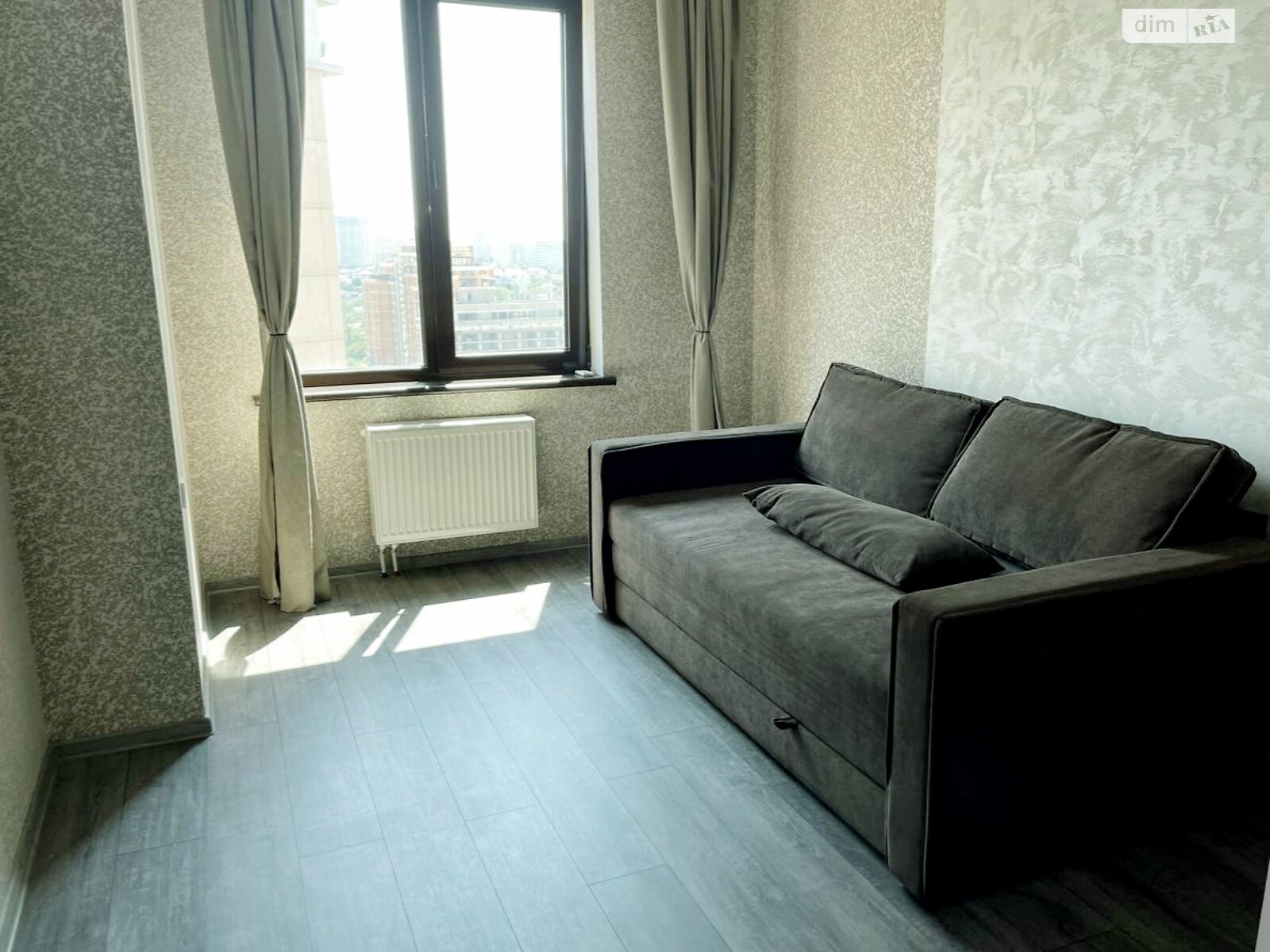 двухкомнатная квартира в Одессе, район Аркадия, на ул. Генуэзская в аренду на долгий срок помесячно фото 1