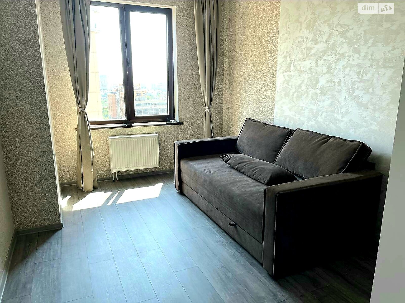 двухкомнатная квартира в Одессе, район Аркадия, на ул. Генуэзская в аренду на долгий срок помесячно фото 1